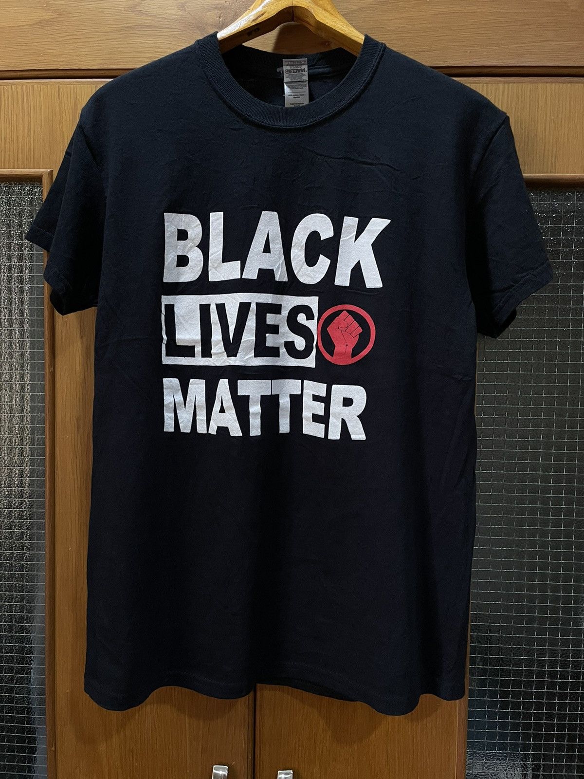 Band Tees BLACK LIVES MATTER “I CAN’T BREATHE” Size US M / EU 48-50 / 2 - 4 Thumbnail