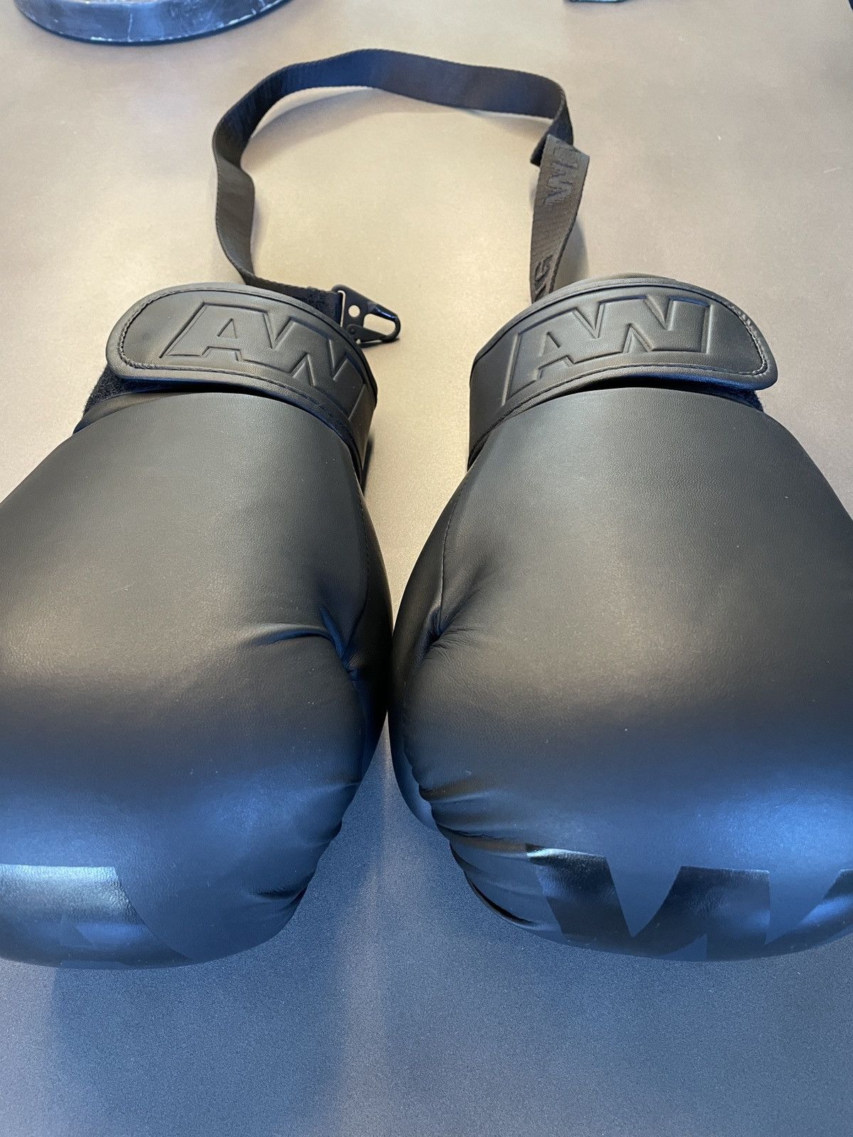 Alexander Wang × H&M Alexander Wang x H&M boxing gloves Size ONE SIZE - 3 Thumbnail