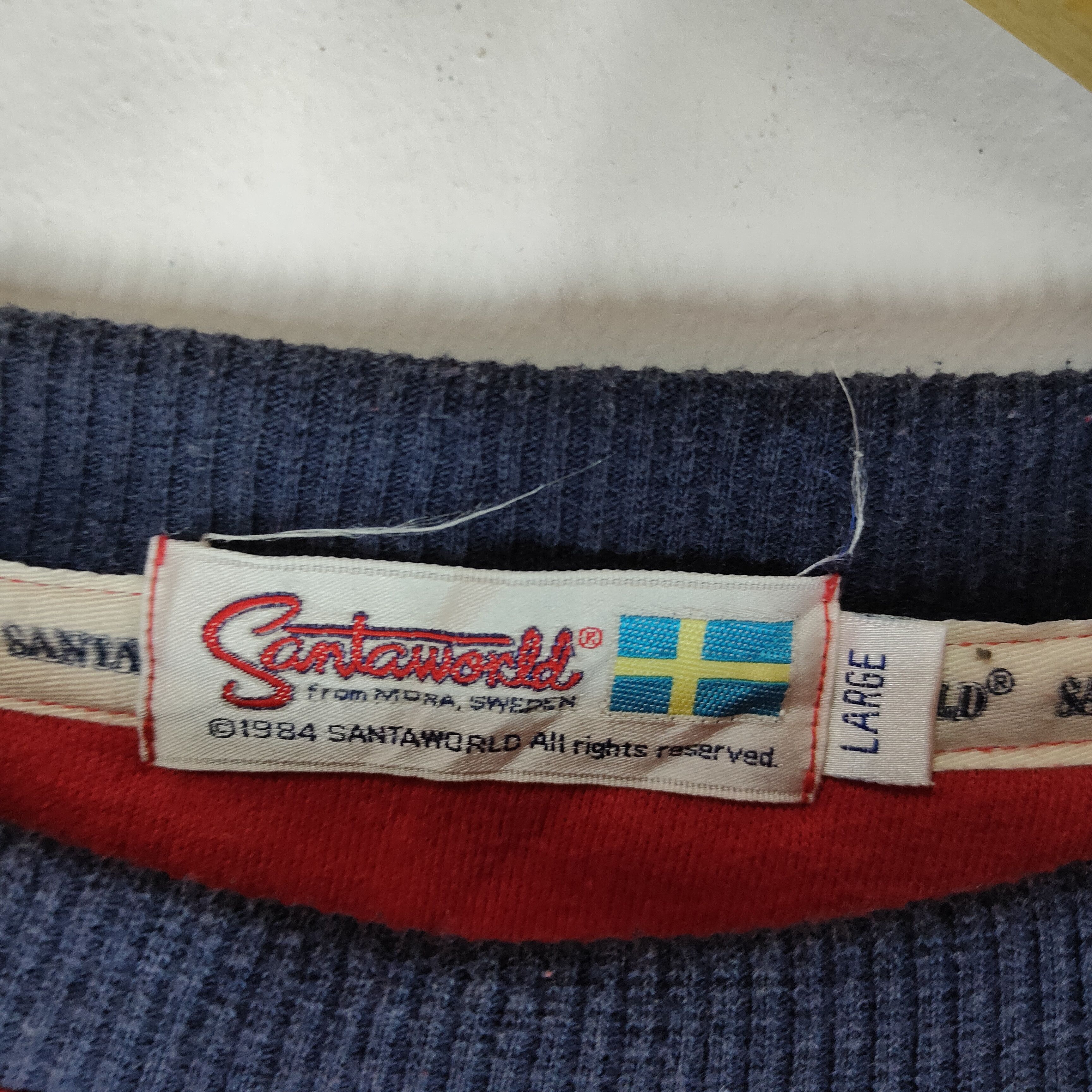 Other Vintage SANTAWORLD 1984 GUPSY DOG Big Printed Sweatshirt Size US L / EU 52-54 / 3 - 4 Thumbnail