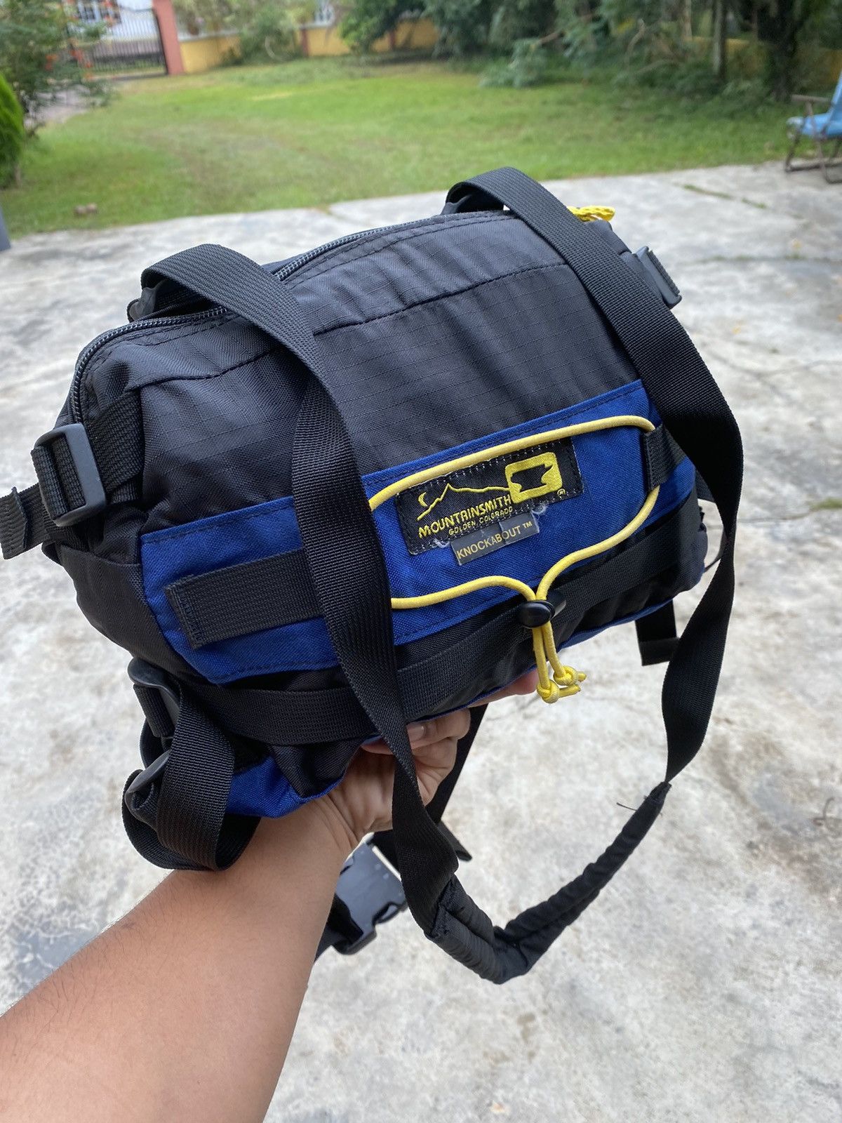 American Apparel Vintage MOUNTAINSMITH 2in1 Shoulder and Waist Bag USA Brand Size ONE SIZE - 2 Thumbnail