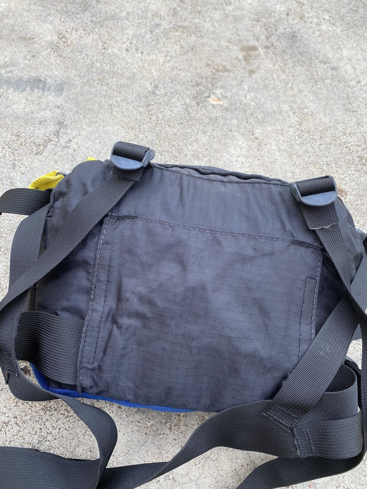 American Apparel Vintage MOUNTAINSMITH 2in1 Shoulder and Waist Bag USA Brand Size ONE SIZE - 7 Thumbnail