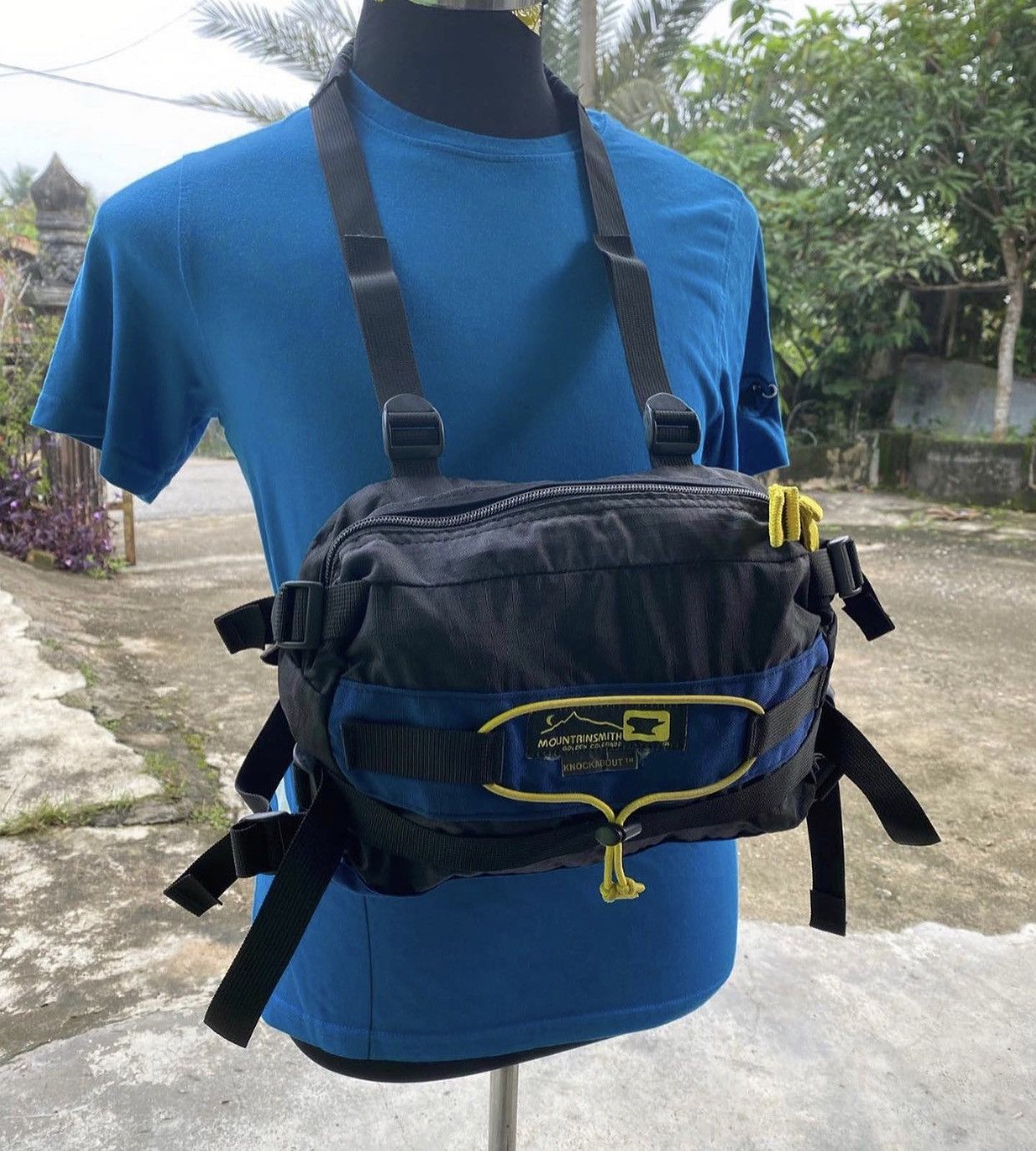 American Apparel Vintage MOUNTAINSMITH 2in1 Shoulder and Waist Bag USA Brand Size ONE SIZE - 1 Thumbnail