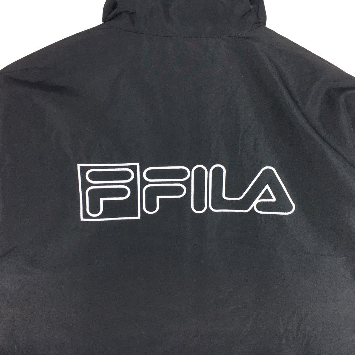 Fila Vintage FILA Big Logo Embroidered Windbreaker Streetwear Size US XL / EU 56 / 4 - 3 Thumbnail