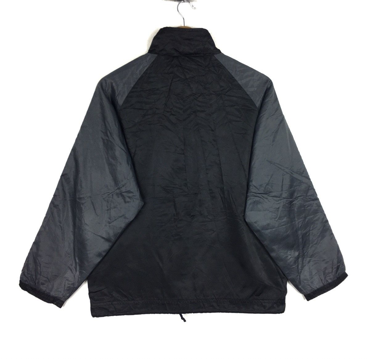 Kappa Vintage Kappa Windbreaker Big Logo Side Tape Streetwear Size US M / EU 48-50 / 2 - 3 Thumbnail