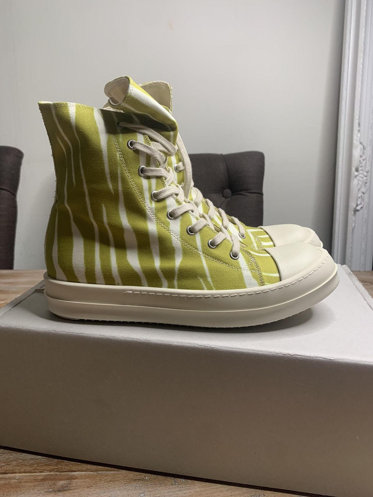 Vomit Ramones | Grailed