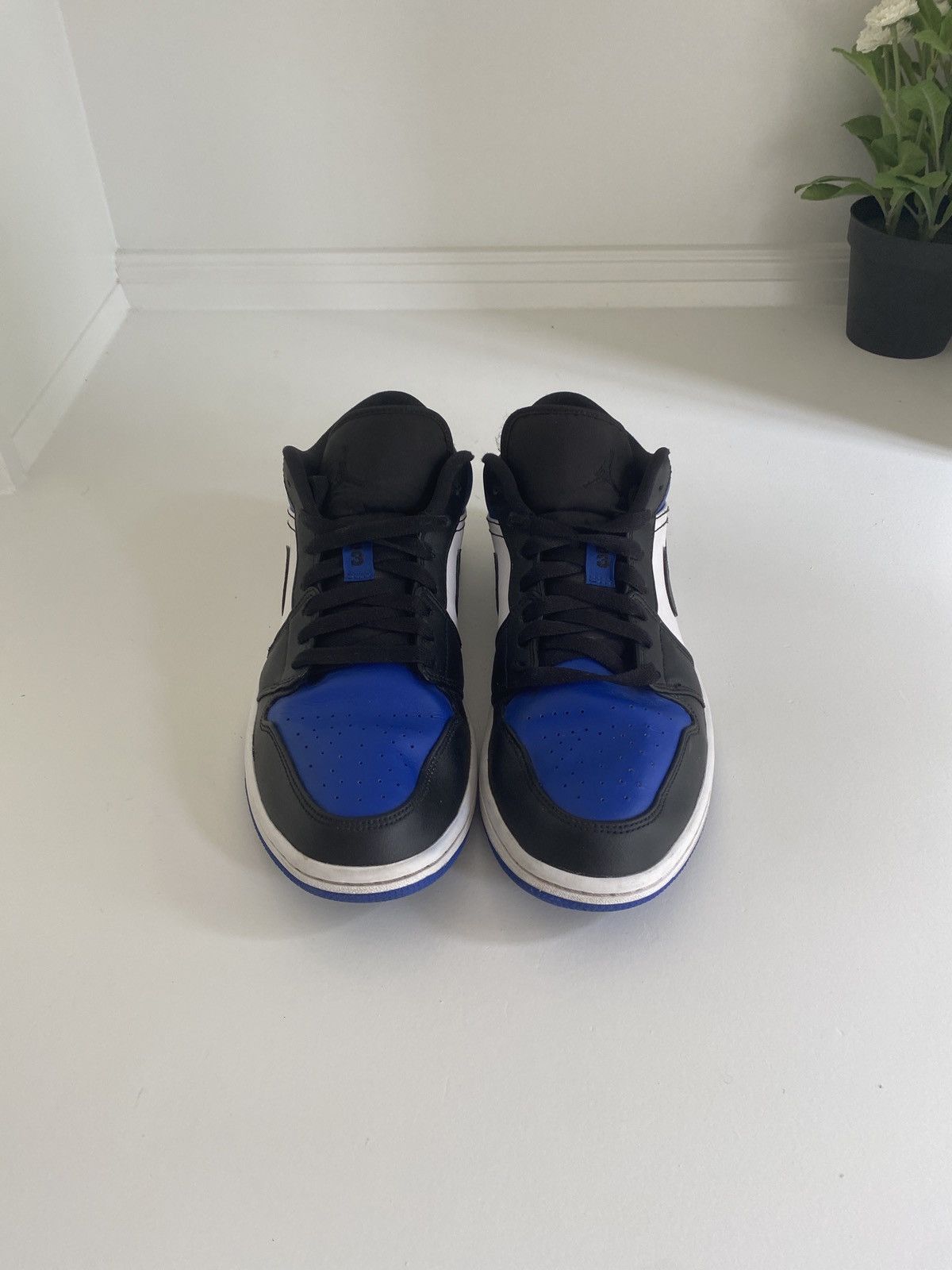 Jordan Brand Size 10.5 - Air Jordan 1 Low Royal Toe Size US 10.5 / EU 43-44 - 1 Thumbnail