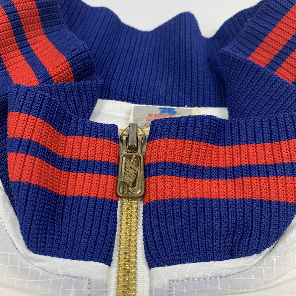 Nike Vintage Nike USA Colour Block Light Zipper Jacket Size US M / EU 48-50 / 2 - 6 Thumbnail