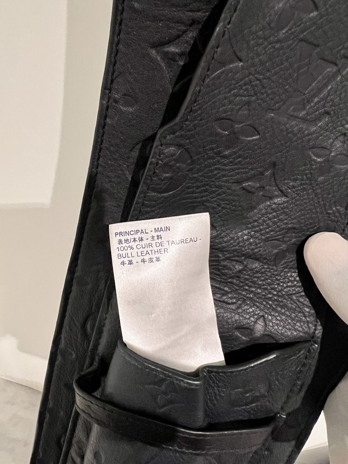 Louis Vuitton Louis Vuitton Monogram Embossed Midlayer