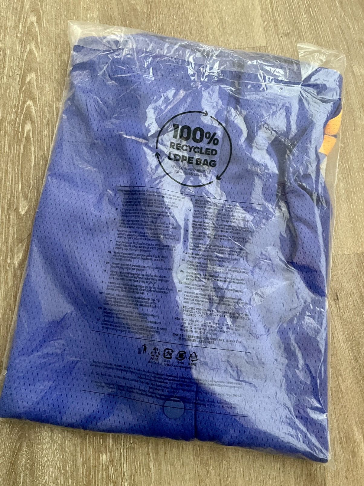 Adidas × Eric Emanuel HOOPS SUMMER ESSENTIALS SNAP SHOOTER TEE Blue/XL Size US L / EU 52-54 / 3 - 8 Thumbnail