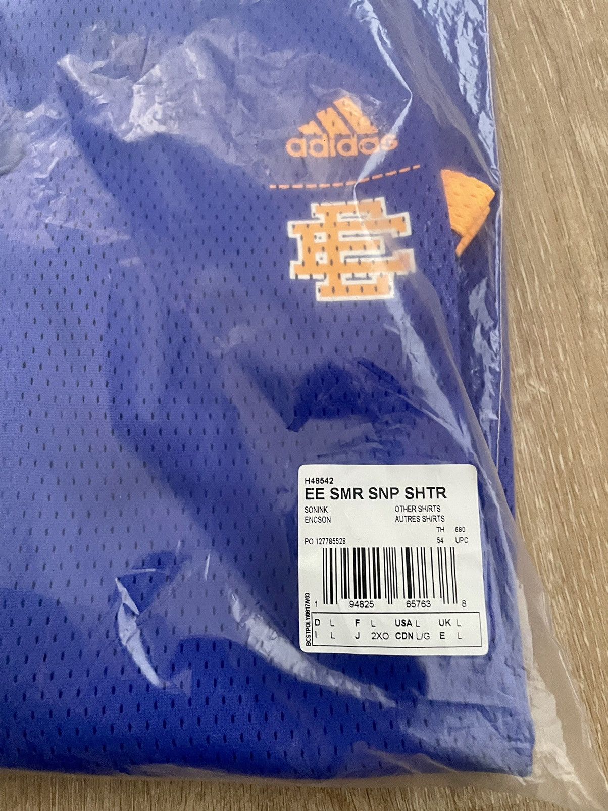 Adidas × Eric Emanuel HOOPS SUMMER ESSENTIALS SNAP SHOOTER TEE Blue/XL Size US L / EU 52-54 / 3 - 3 Thumbnail