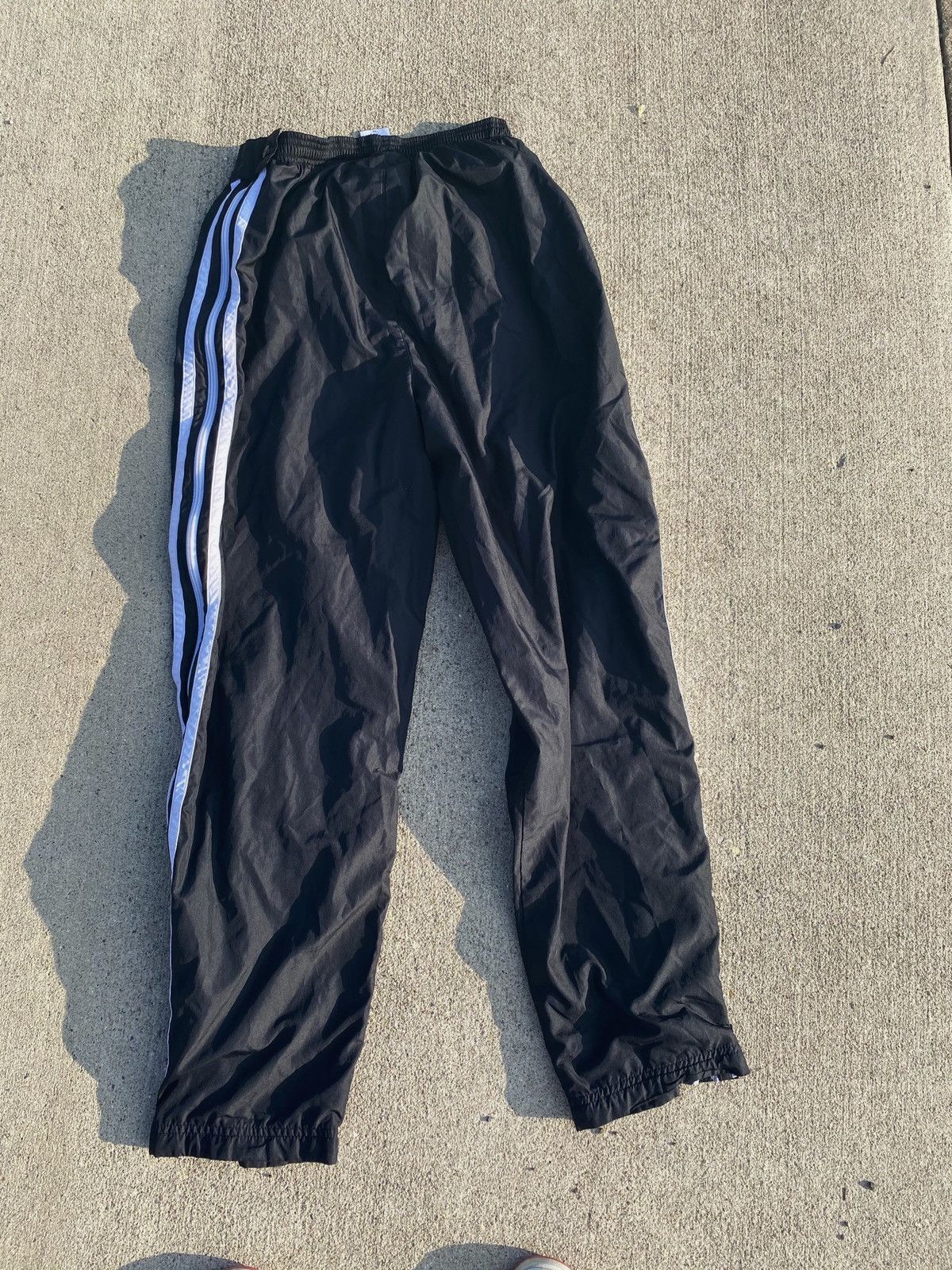 Adidas Medium adidas sweatpants Size US 30 / EU 46 - 3 Thumbnail