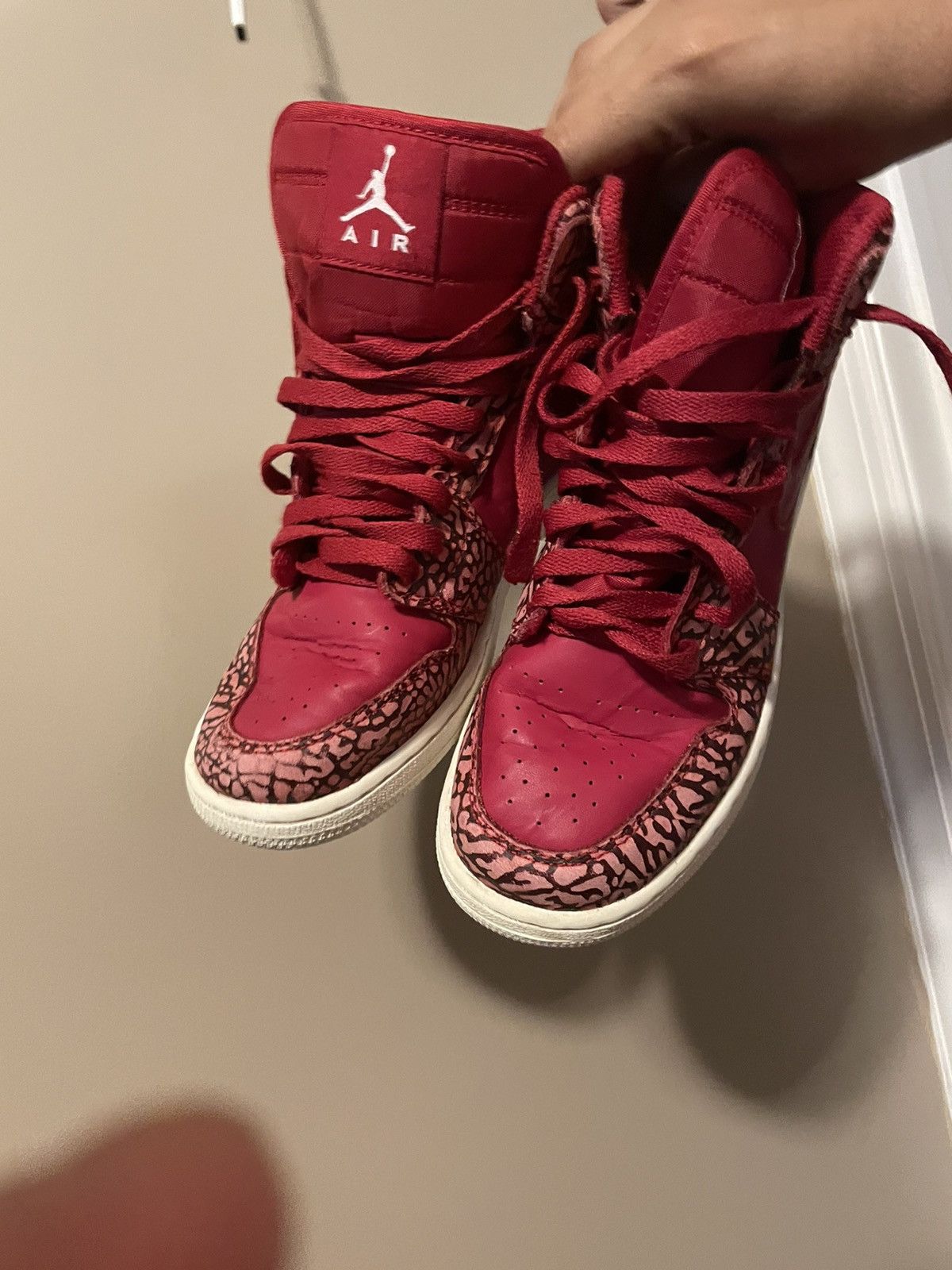 Jordan Brand Air Jordan 1 Retro Hi Prem BG Red Elephant *STEAL* SIZE 6 Size US 6 / EU 39 - 2 Thumbnail