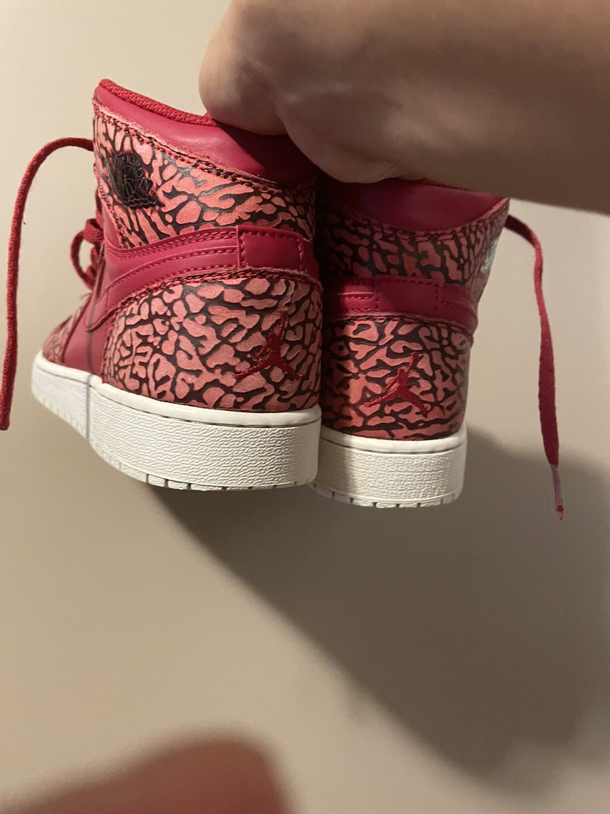 Jordan Brand Air Jordan 1 Retro Hi Prem BG Red Elephant *STEAL* SIZE 6 Size US 6 / EU 39 - 4 Thumbnail