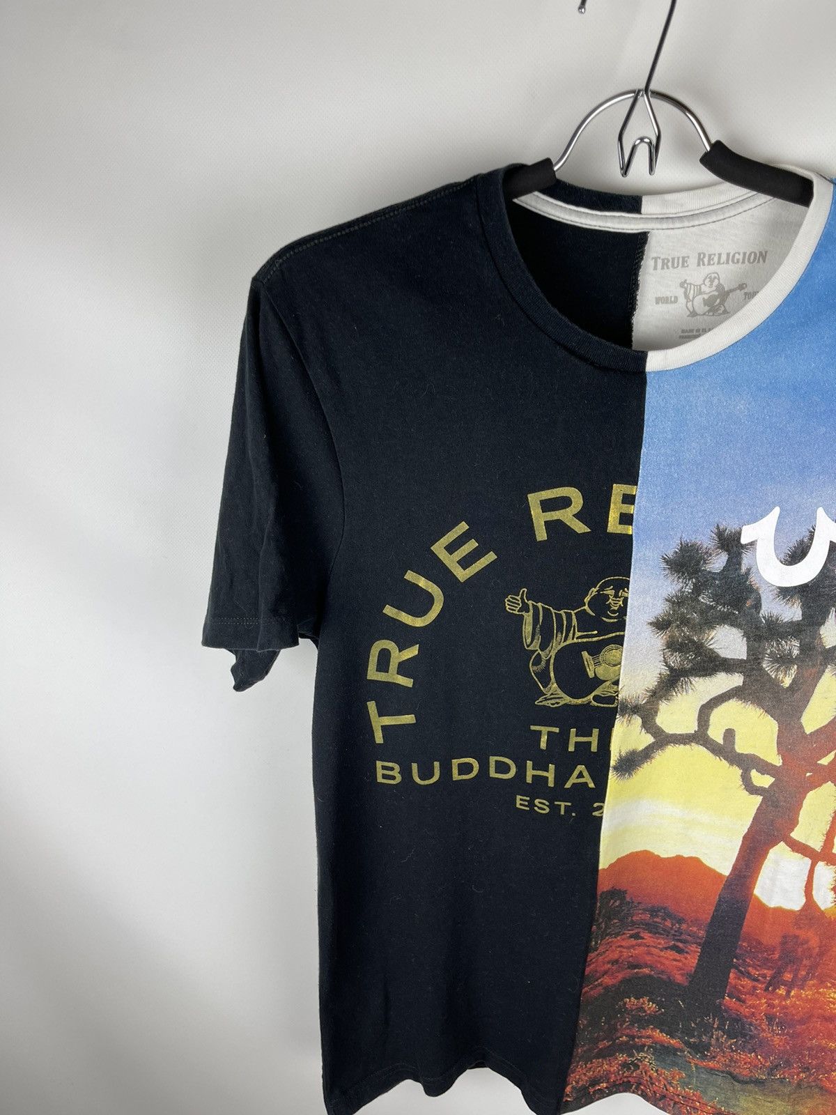 True Religion True Religion split short sleeve half cr tee shirt tshirt Size US S / EU 44-46 / 1 - 2 Thumbnail