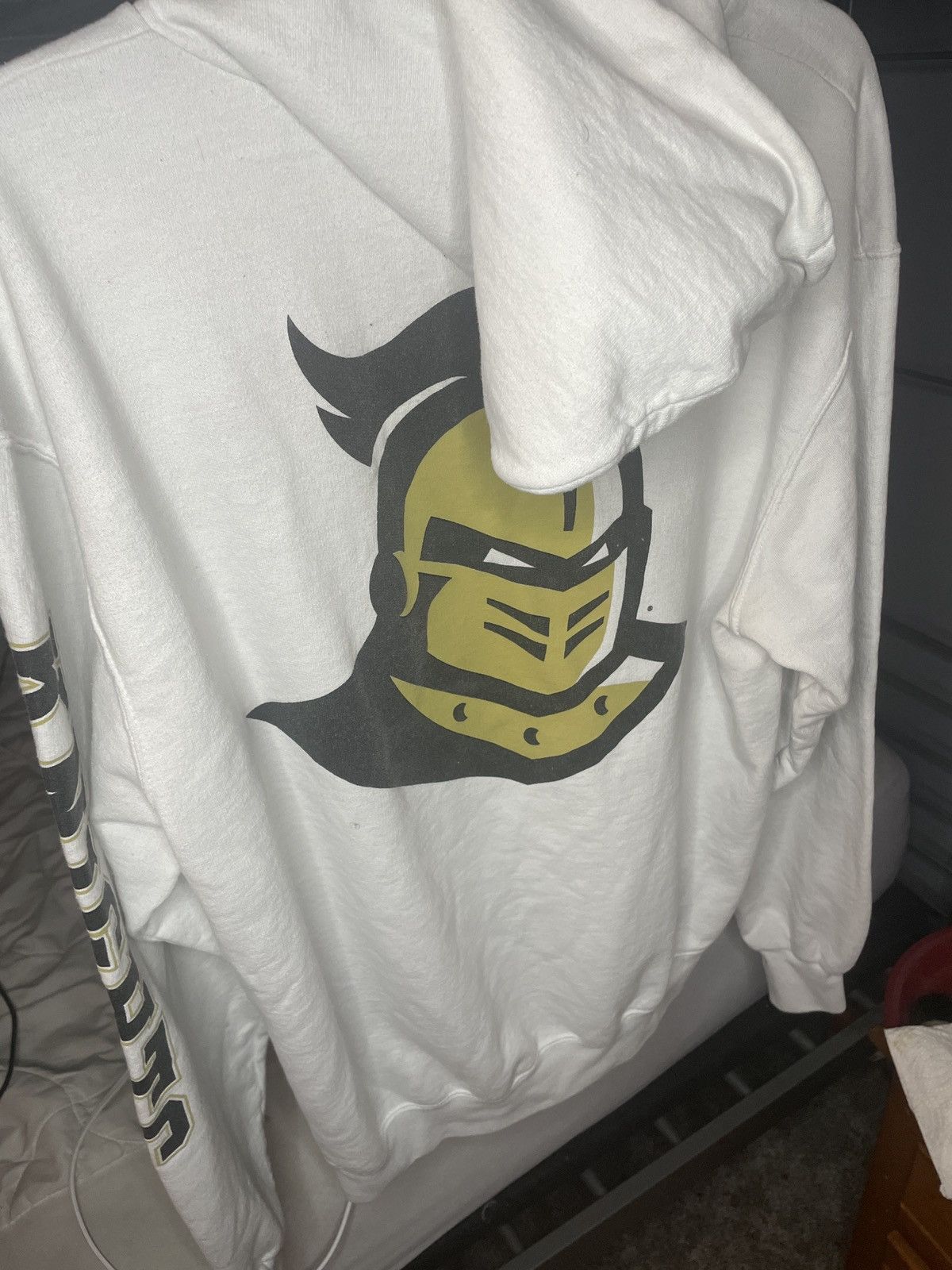 Champion × Vintage White UCF Champion Hoodie (L) Size US L / EU 52-54 / 3 - 3 Thumbnail