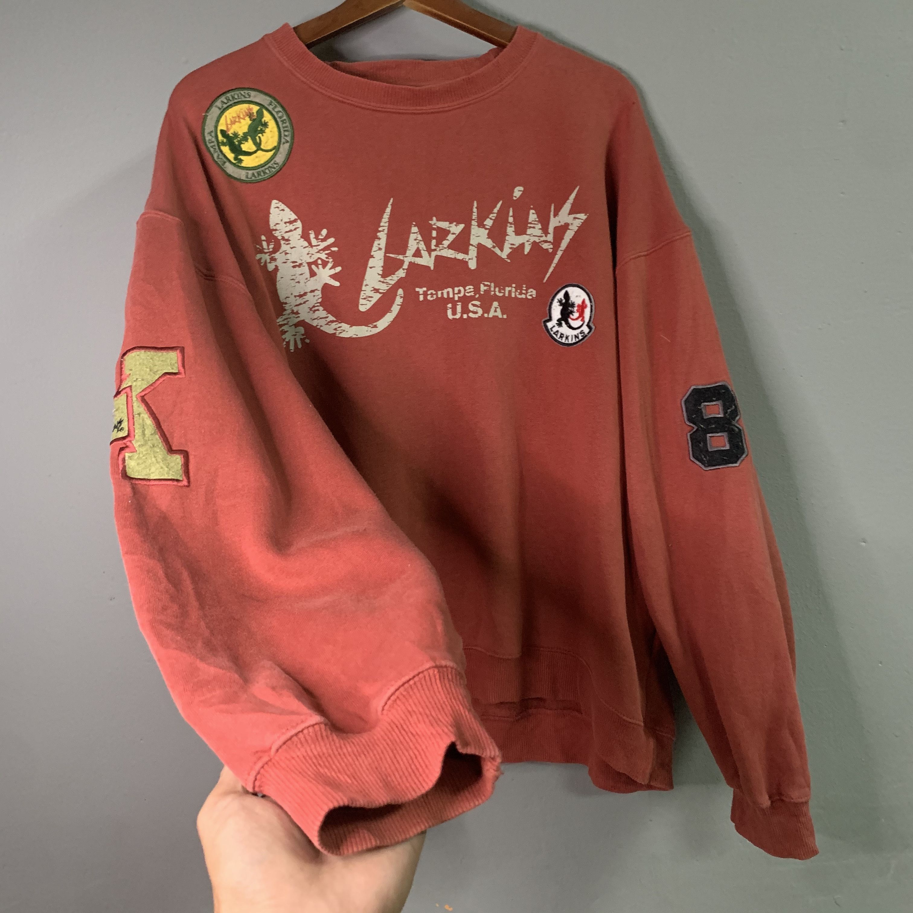 Japanese Brand SEND OFFERS 🔥 Larkins Tampa Florida With Patches Sweatshirt Size US XL / EU 56 / 4 - 7 Thumbnail