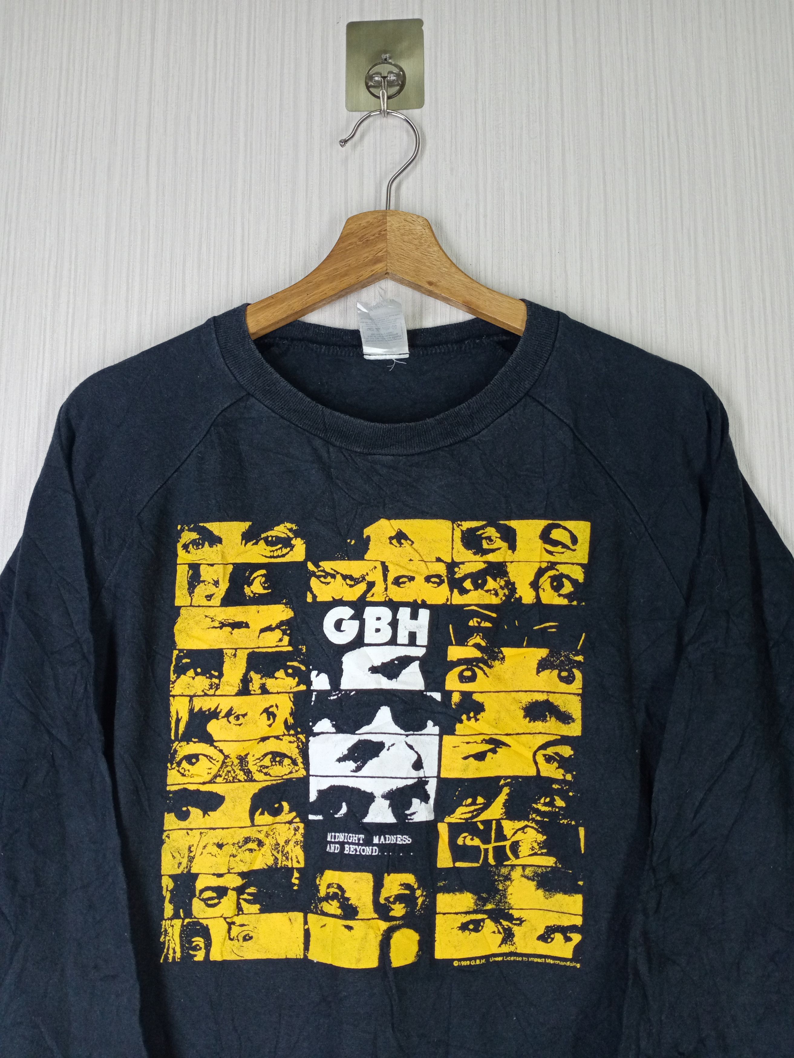Band Tees Rare Vintage 90s Charged G.B.H Band Punk Rock Tshirt Size US L / EU 52-54 / 3 - 3 Thumbnail