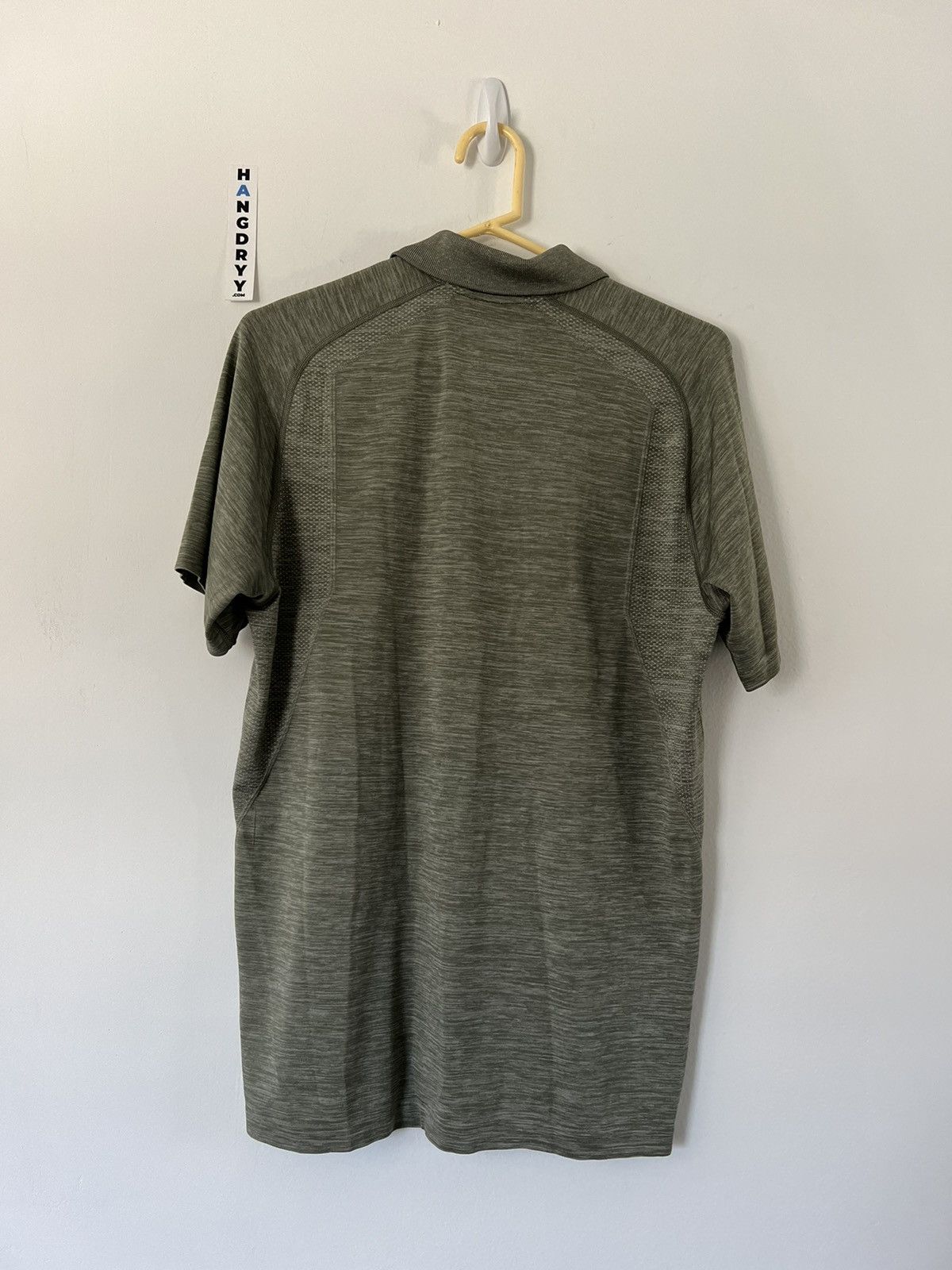 Lululemon Lululemon Polo Shirt Mens Large Short Sleeve Size US L / EU 52-54 / 3 - 2 Thumbnail