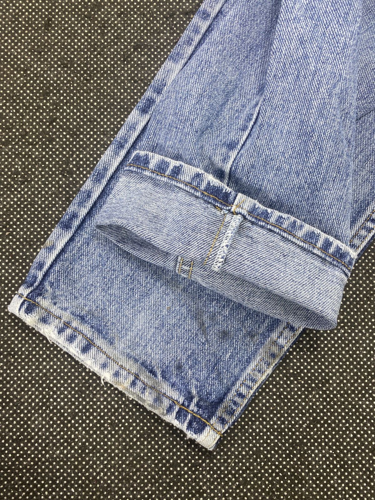 Levi's VINTAGE LEVIS 550 BLUE WASH JEANS-J466 Size US 32 / EU 48 - 8 Thumbnail