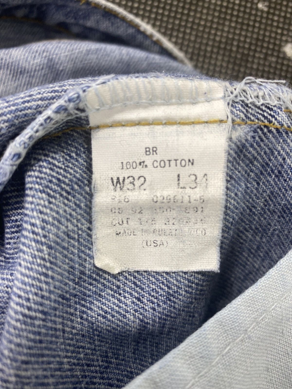 Levi's VINTAGE LEVIS 550 BLUE WASH JEANS-J466 Size US 32 / EU 48 - 7 Thumbnail