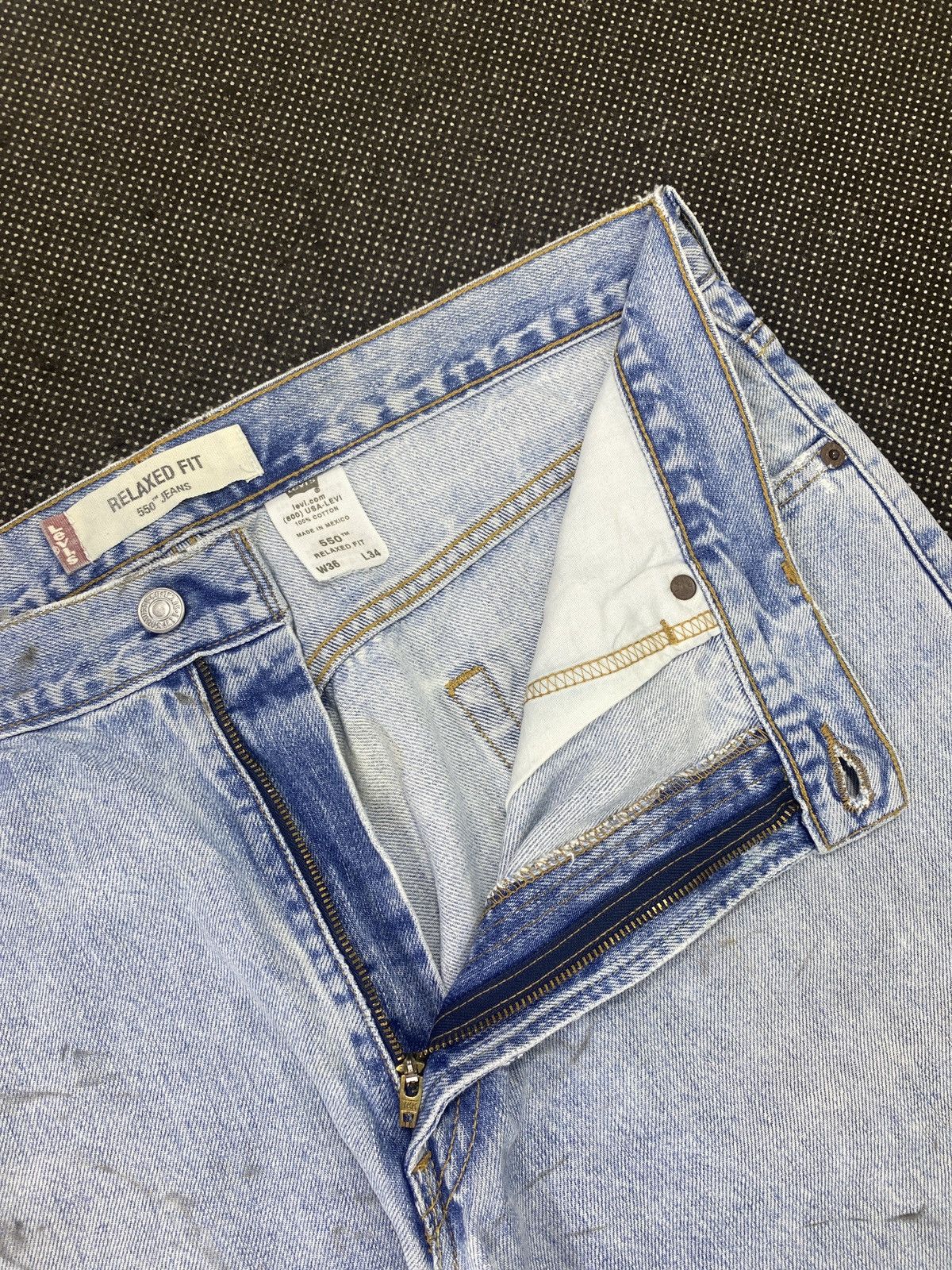 Levi's VINTAGE LEVIS 550 BLUE WASH JEANS-J470 Size US 36 / EU 52 - 5 Thumbnail