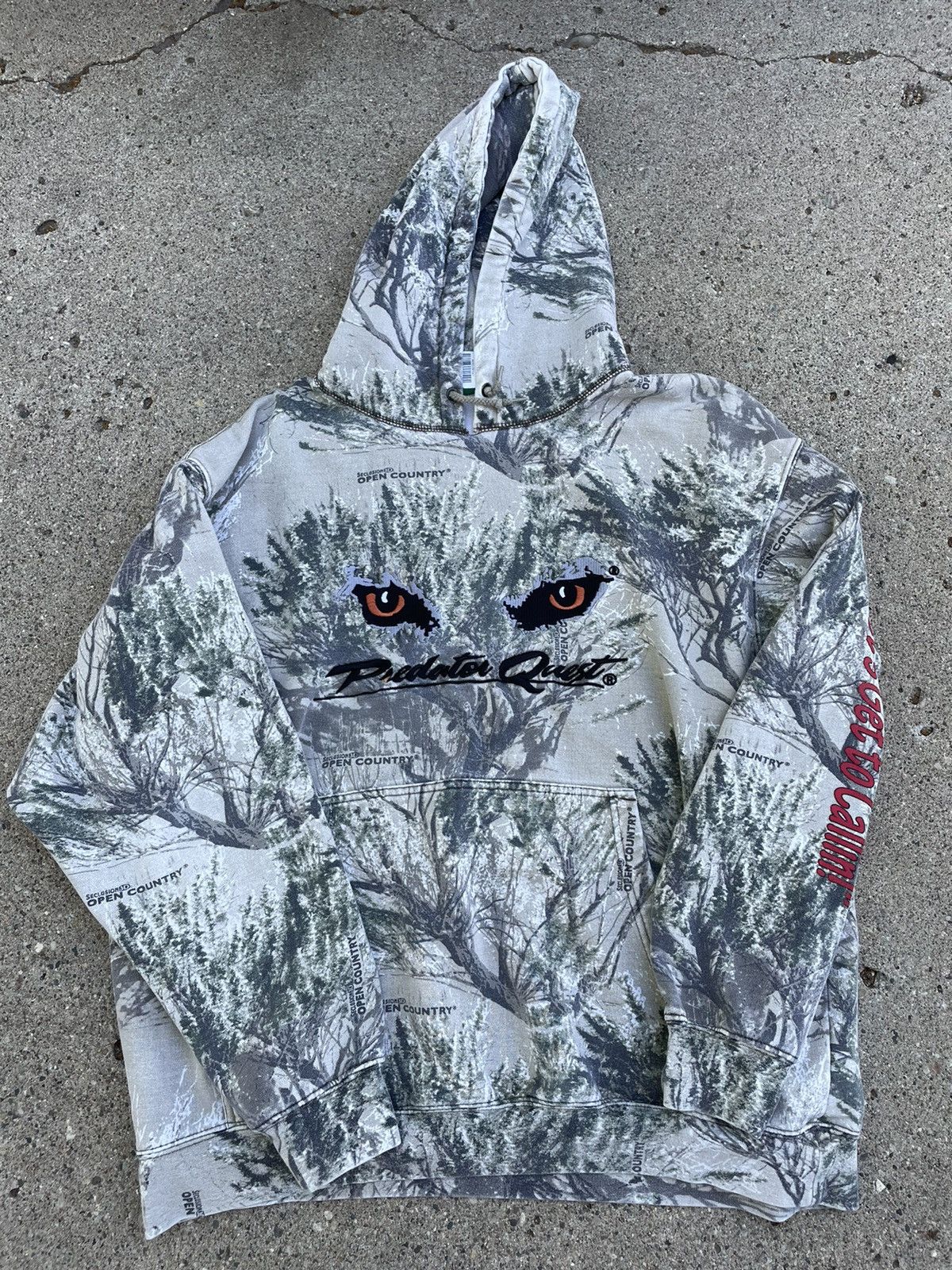Vintage Vintage Cabelas Predator Quest Camo Hoodie Grailed