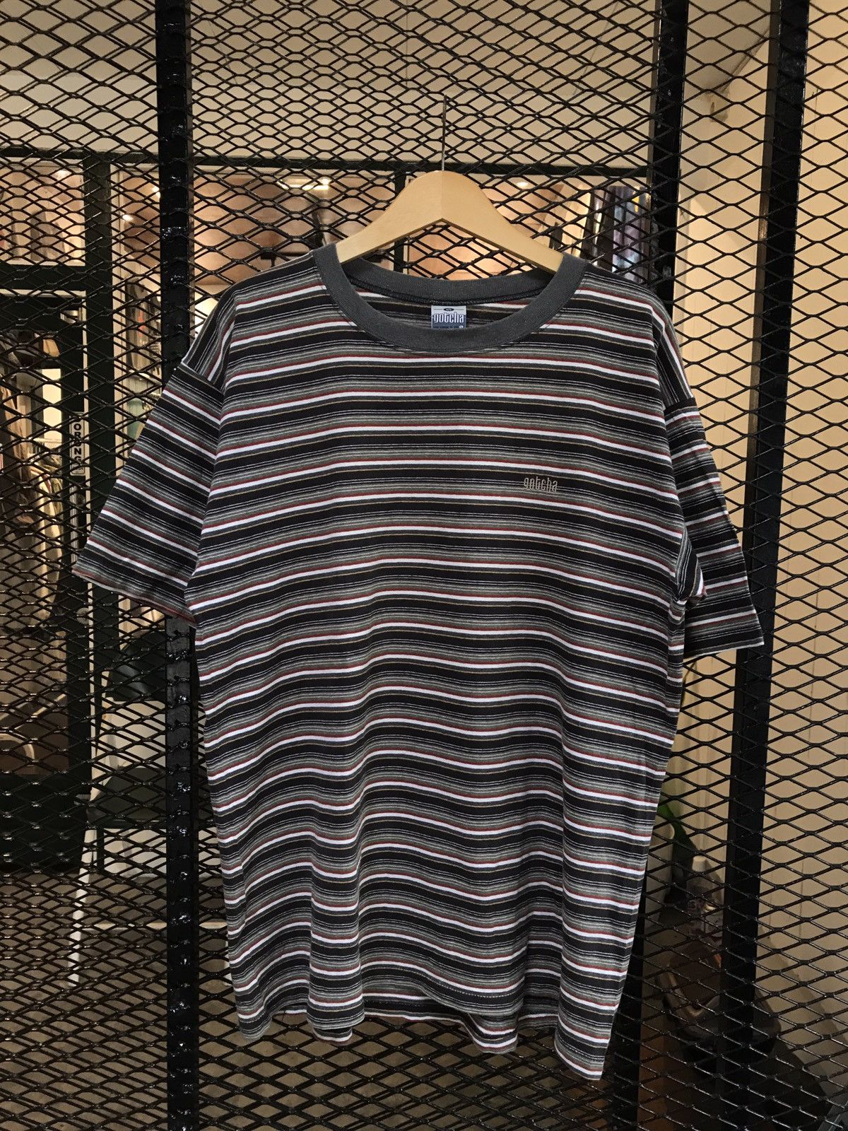 VINTAGE GOTCHA 90s STRIPE SHIRT