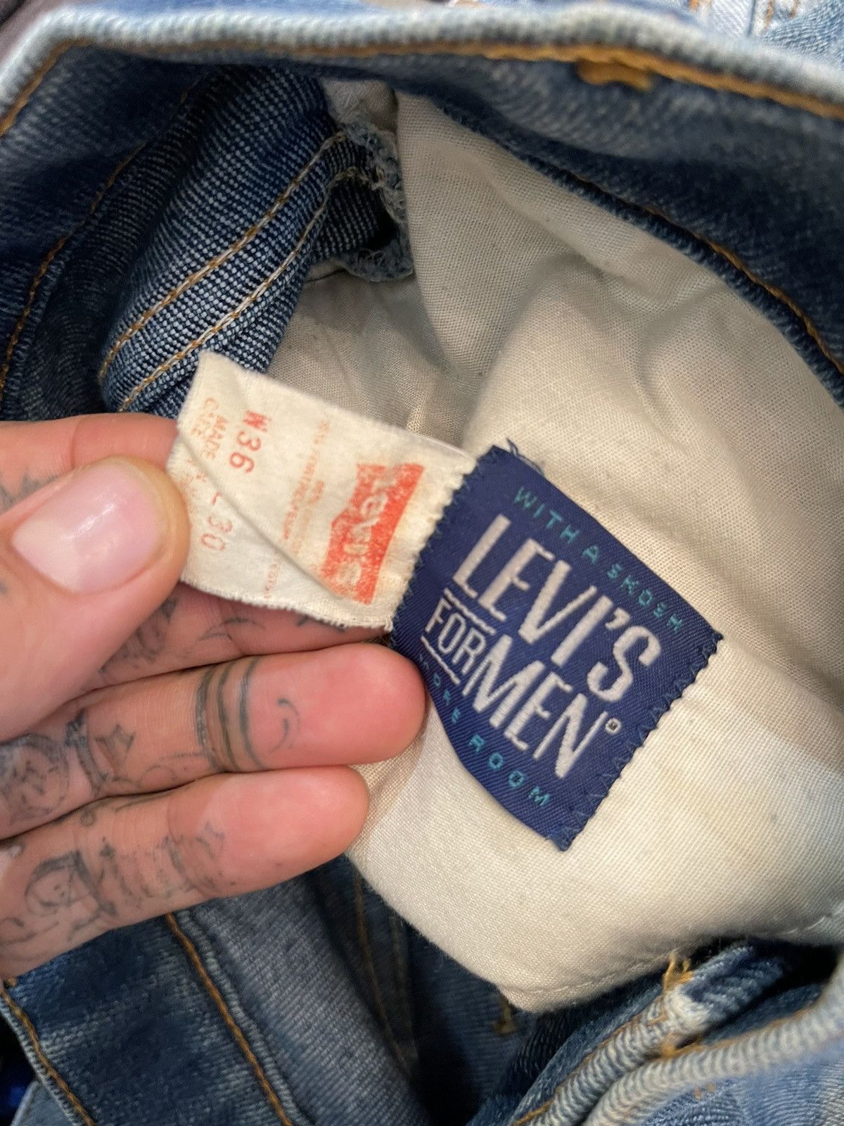 Vintage BLACK TAB BLANK Blue Dirt Wash levi Jeans 32 34 36