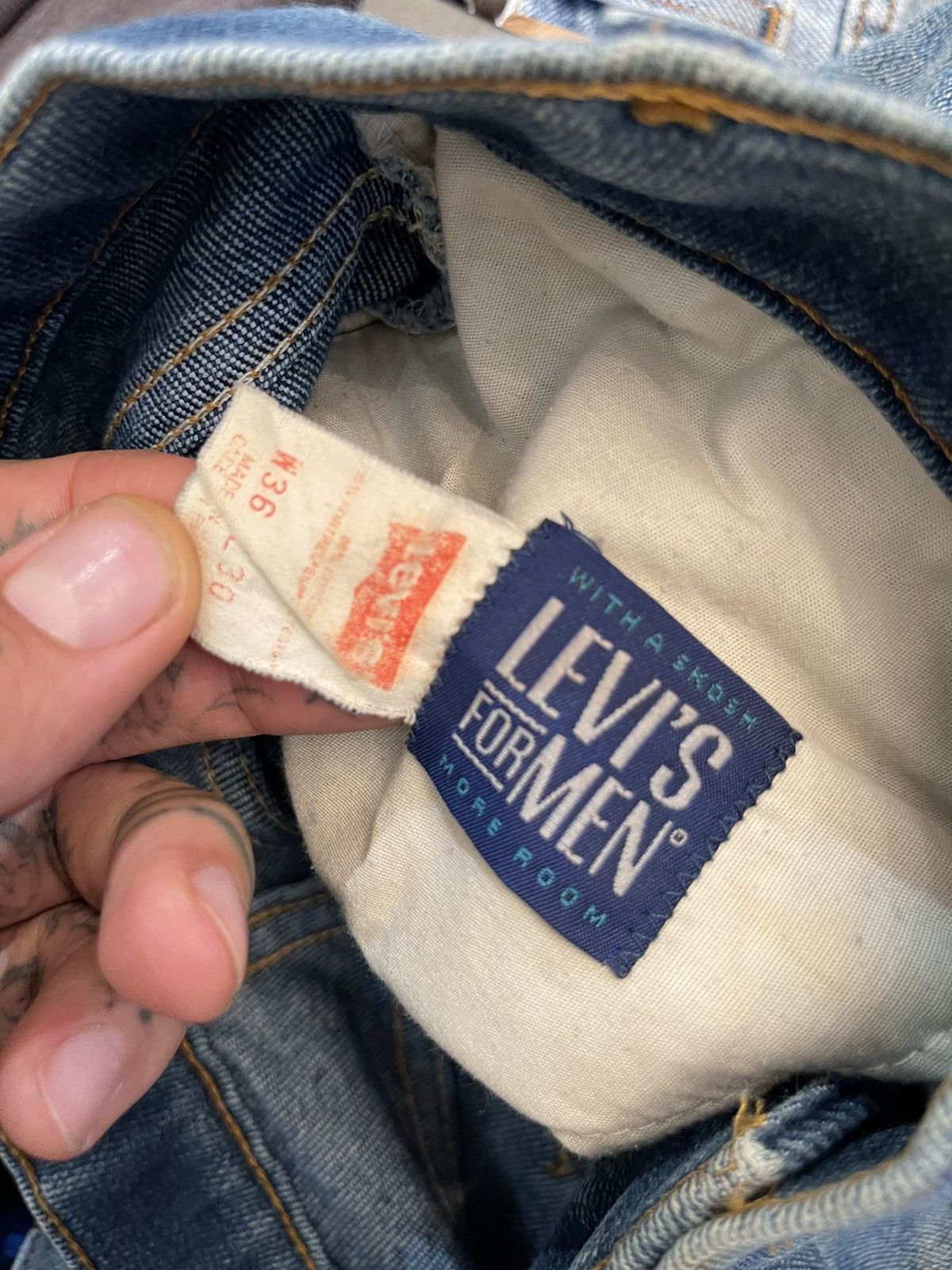 Vintage BLACK TAB BLANK Blue Dirt Wash levi Jeans 32 34 36
