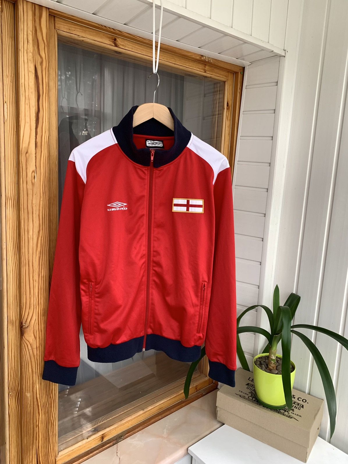 Umbro Umbro ENGLAND Football Vintage Soccer Jacket Size S M Size US S / EU 44-46 / 1 - 1 Thumbnail