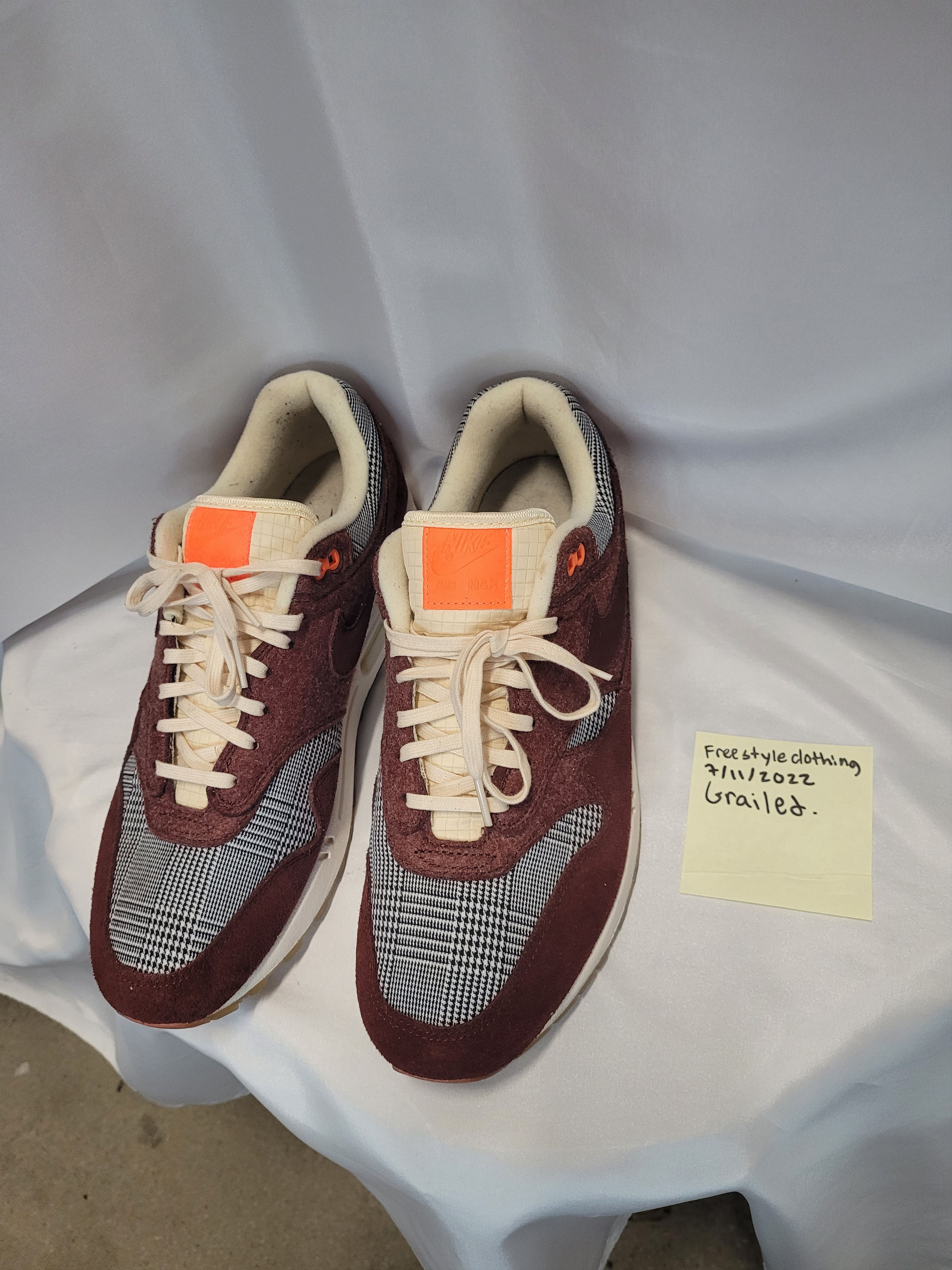 nike air max houndstooth