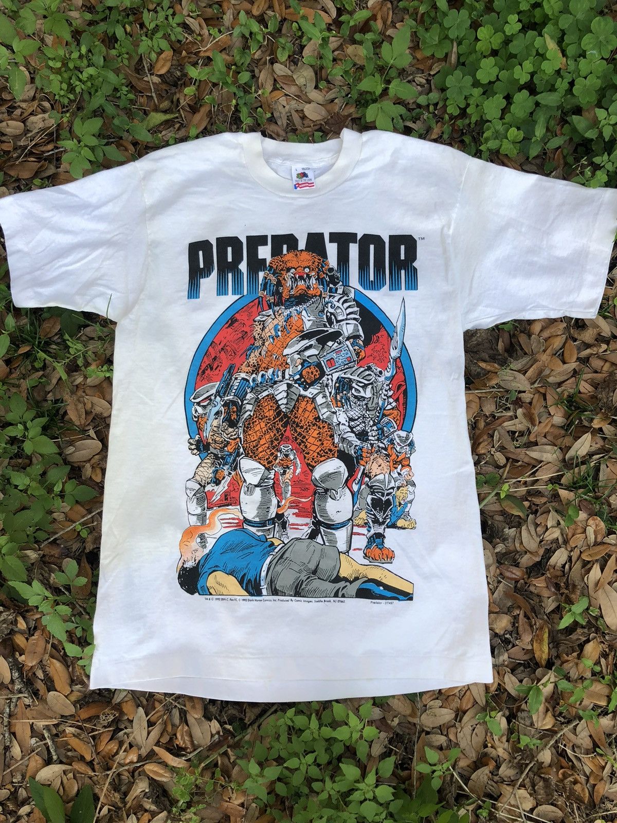 Vintage 90's Predator Big Game Comics Film Movie Promo T Shirt SIZE L