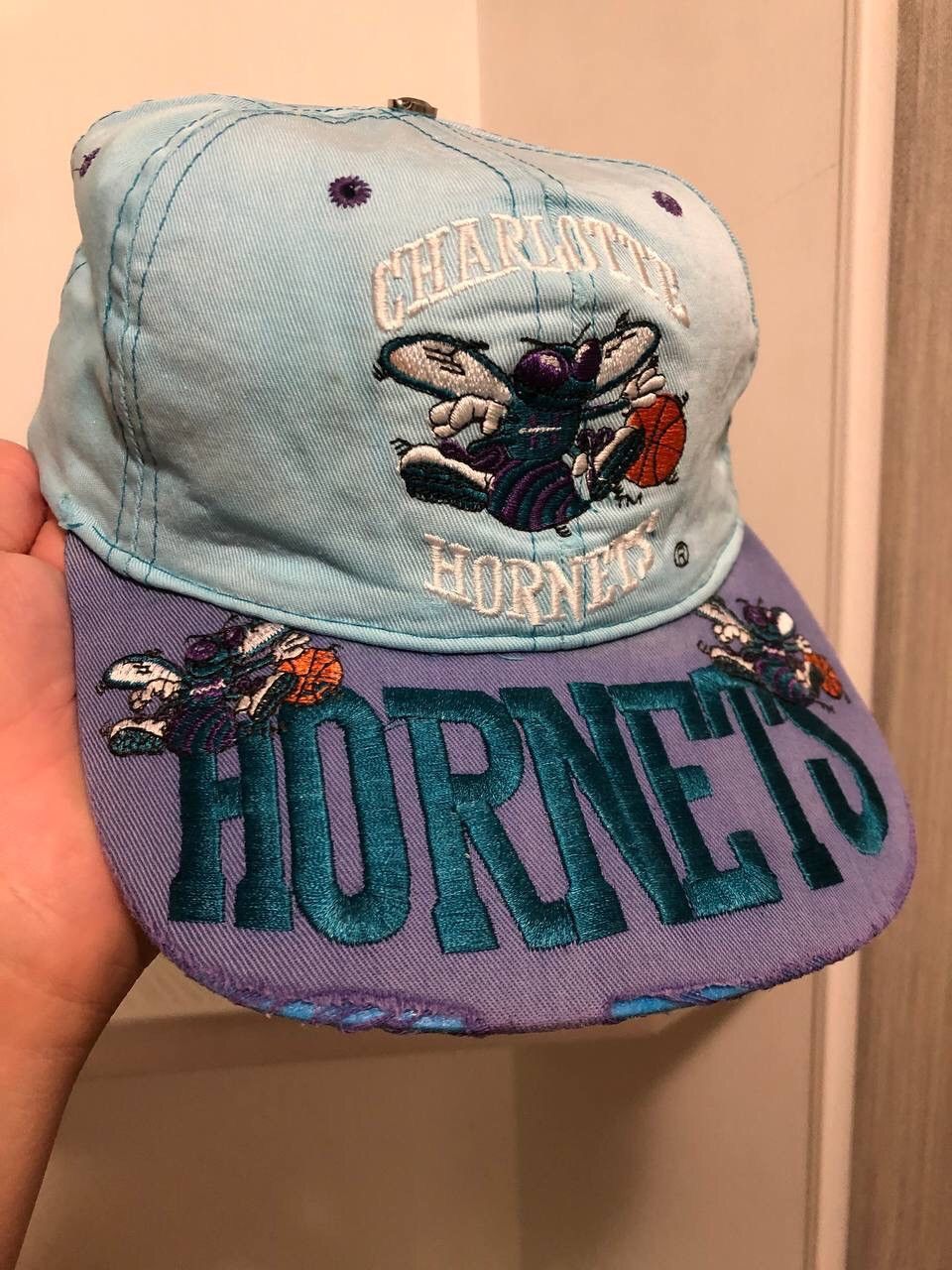 NBA × Starter × Vintage Charlotte Hornets vinatge cap embrioded 90s Size ONE SIZE - 10 Thumbnail