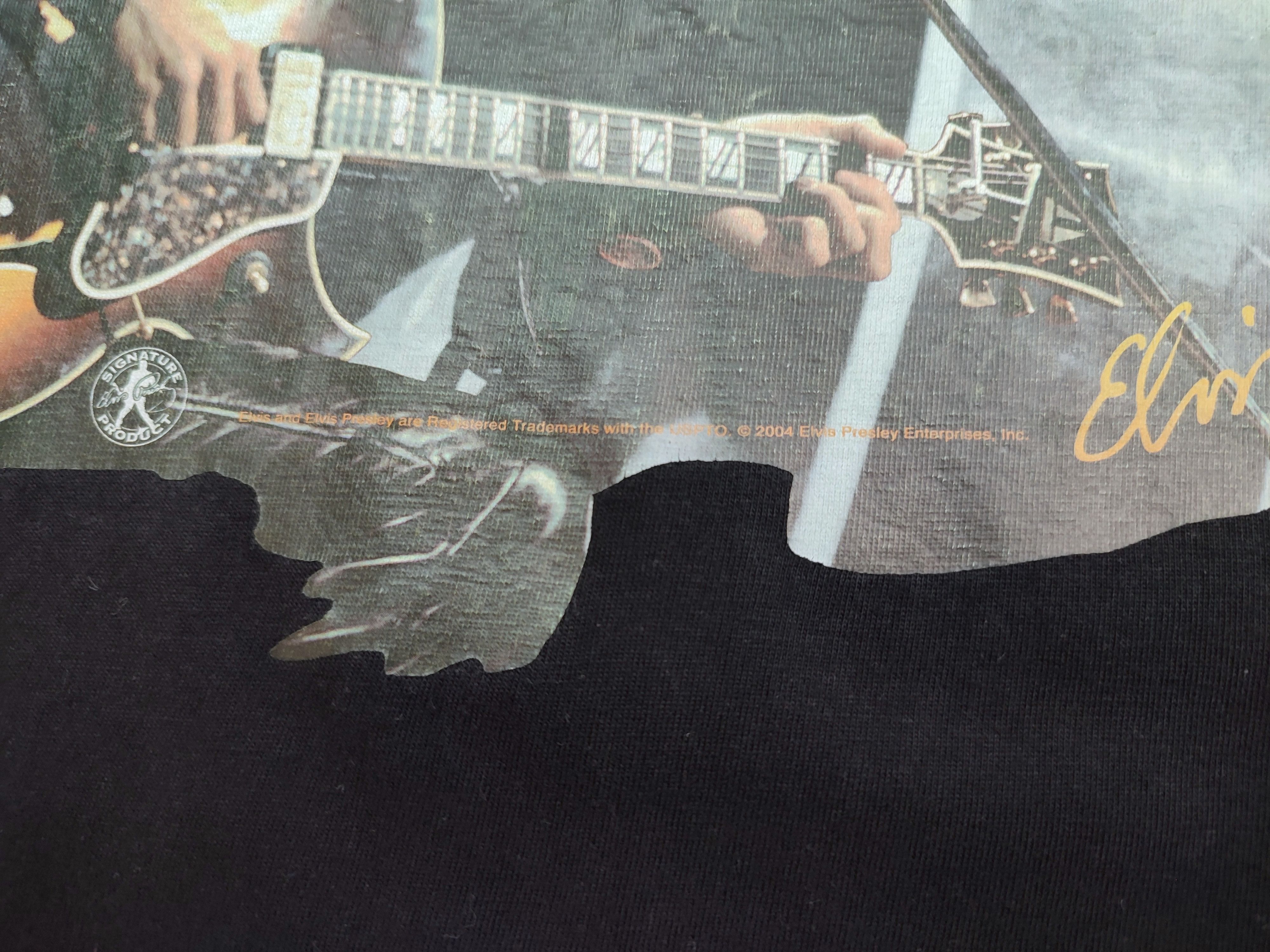 Vintage Elvis Presley 2004 t shirt Size US M / EU 48-50 / 2 - 3 Thumbnail