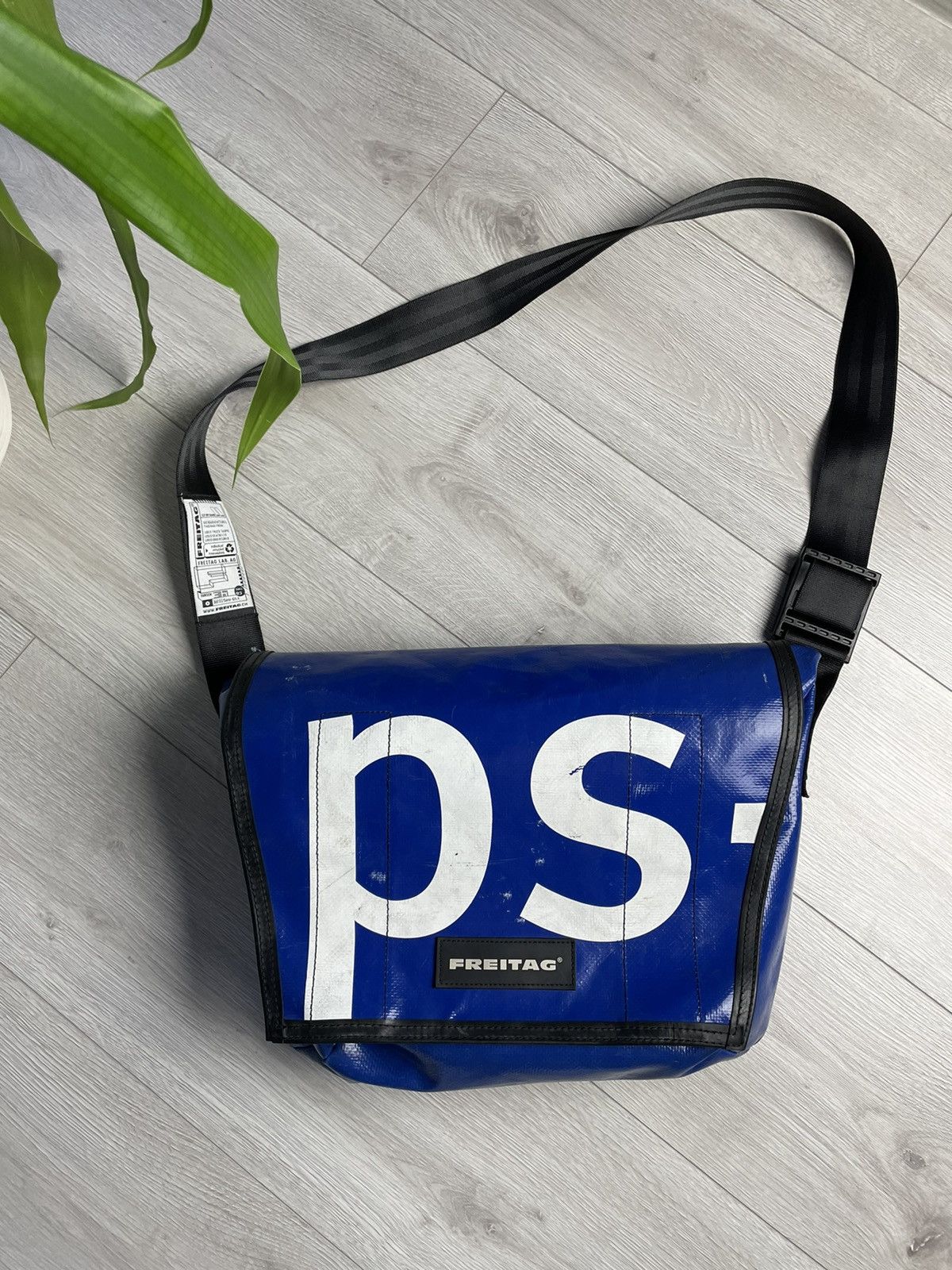 Freitag × Vintage 3 in 1💥 Transformer Vintage Shoulder Bag / Back Pack Size ONE SIZE - 1 Thumbnail