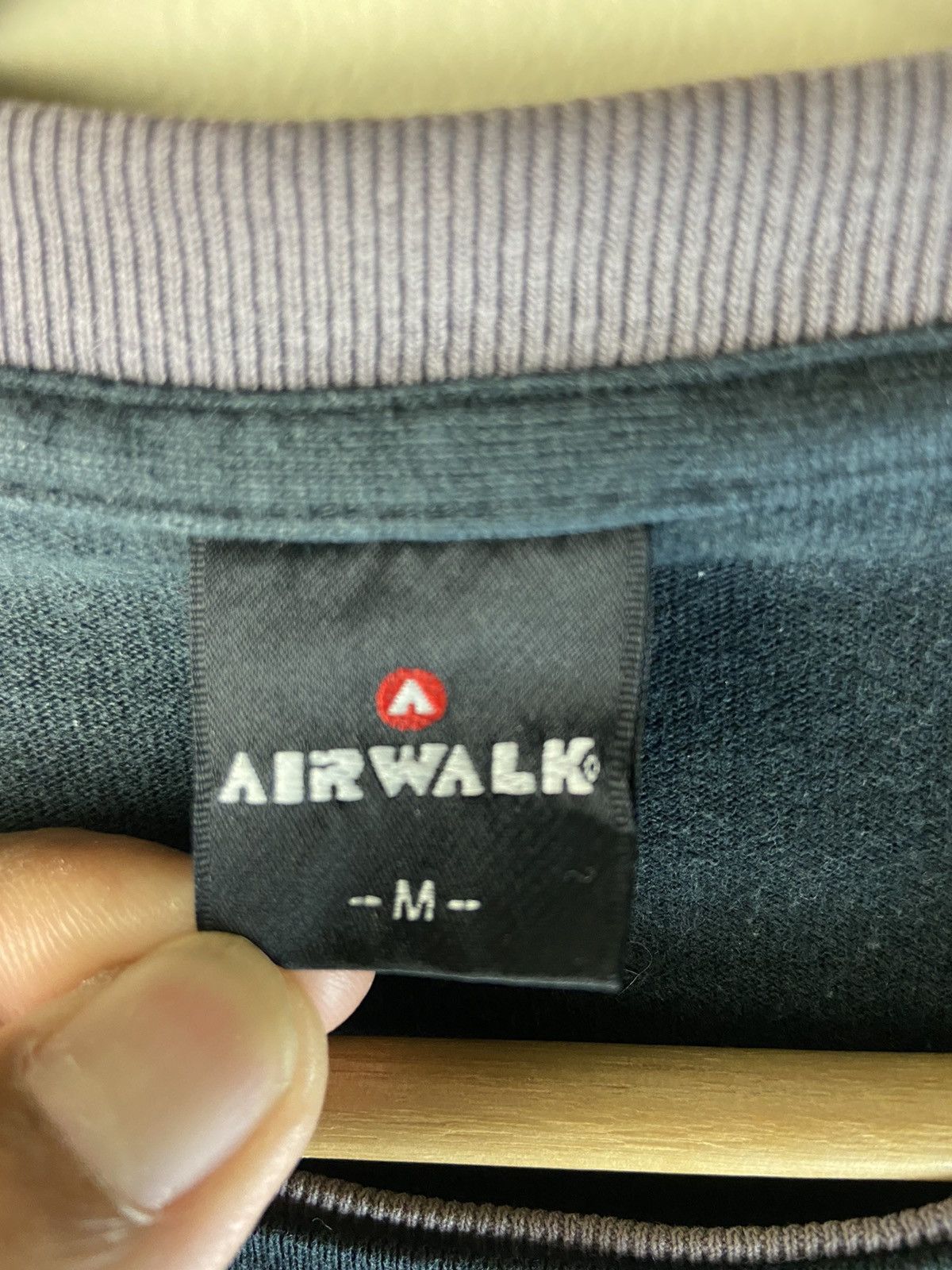 Airwalk VTG Airwalk Big Logo Spellout Special Art Long Sleeve Shirt Size US M / EU 48-50 / 2 - 6 Thumbnail