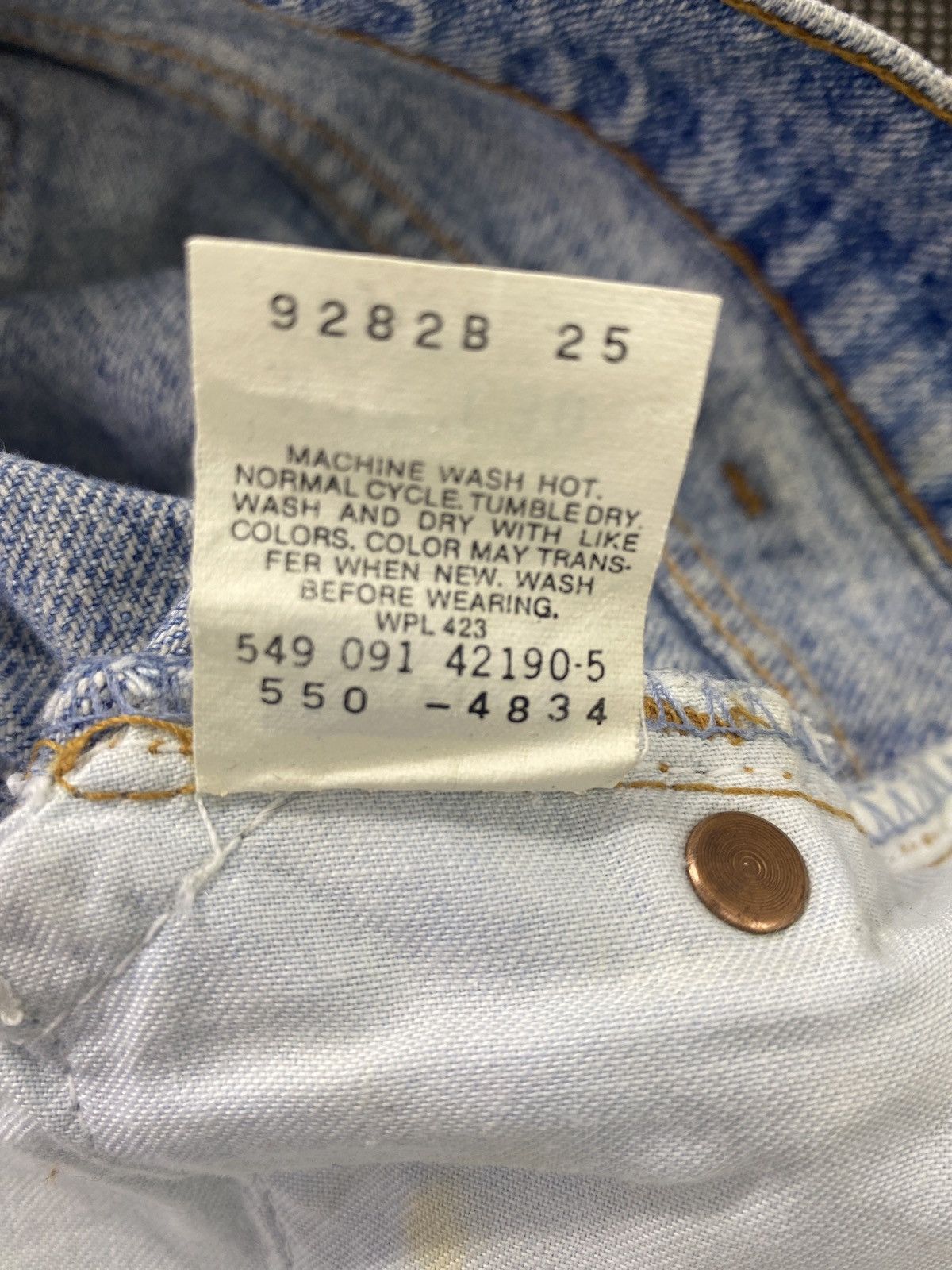 Levi's VINTAGE LEVIS 550 STONE WASH JEANS-J474 Size US 34 / EU 50 - 8 Thumbnail