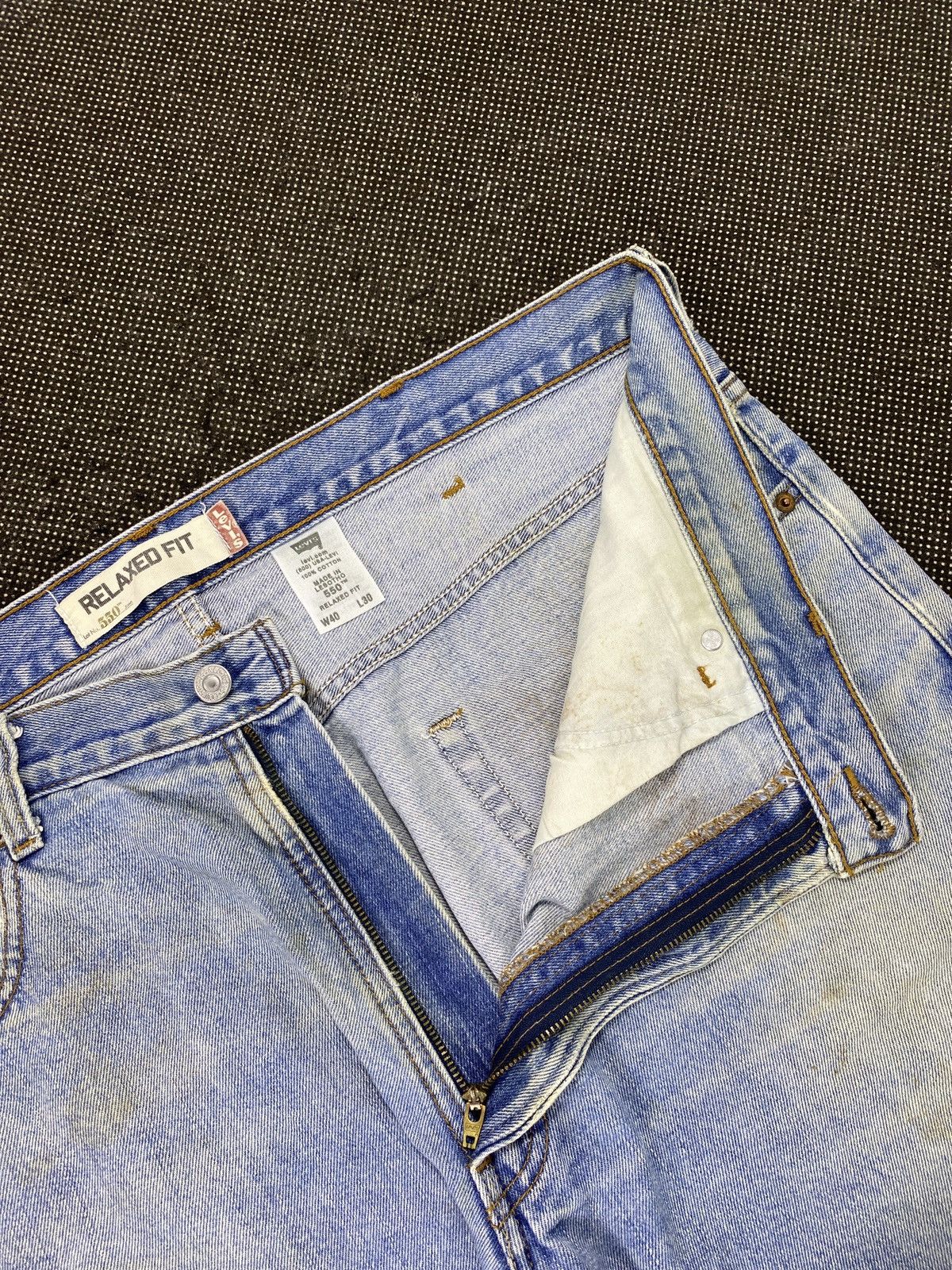 Levi's VINTAGE LEVIS 550 BLUE WASH JEANS-J475 Size US 41 - 5 Thumbnail