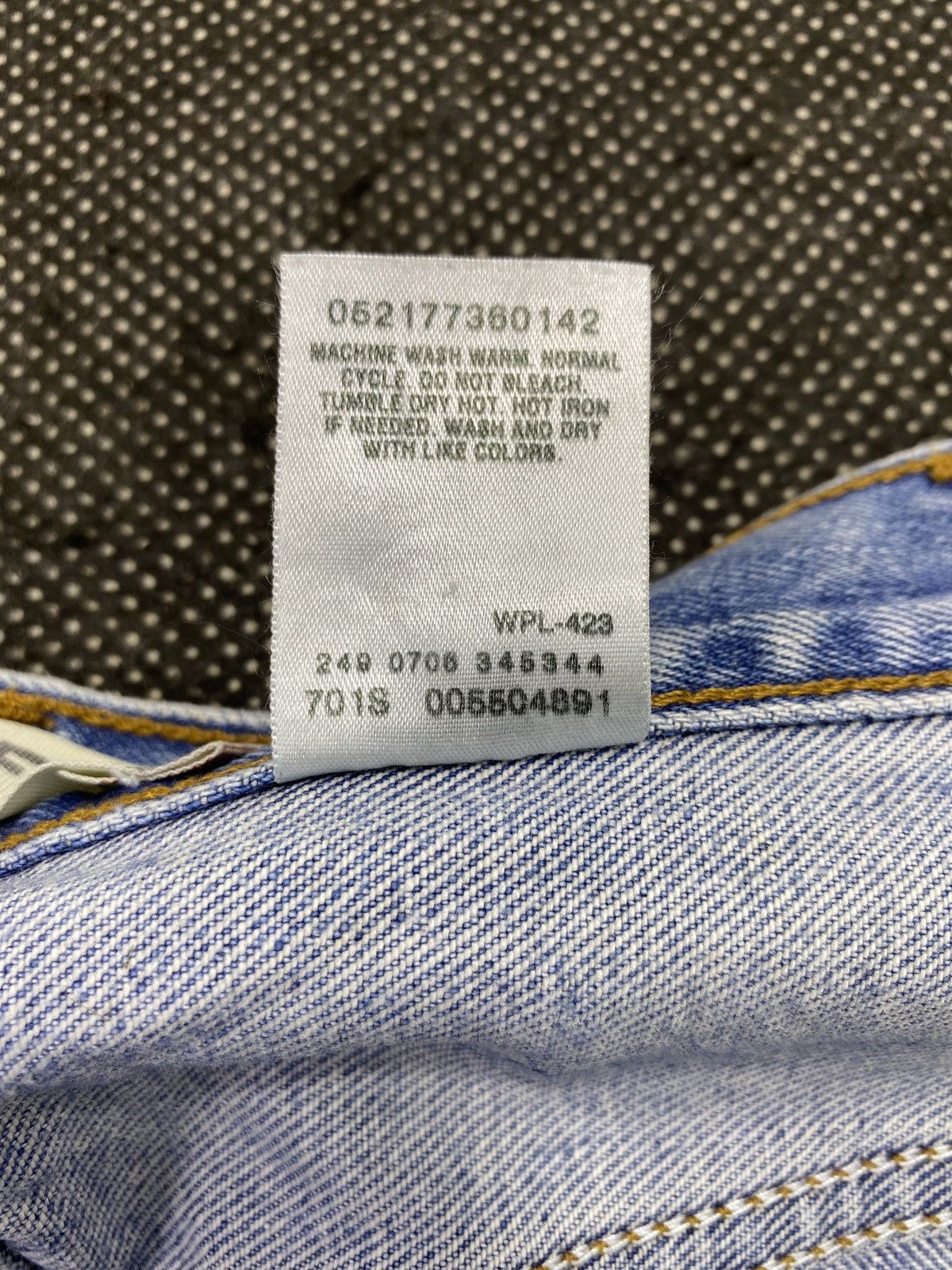 Levi's VINTAGE LEVIS 550 BLUE WASH JEANS-J475 Size US 41 - 8 Thumbnail