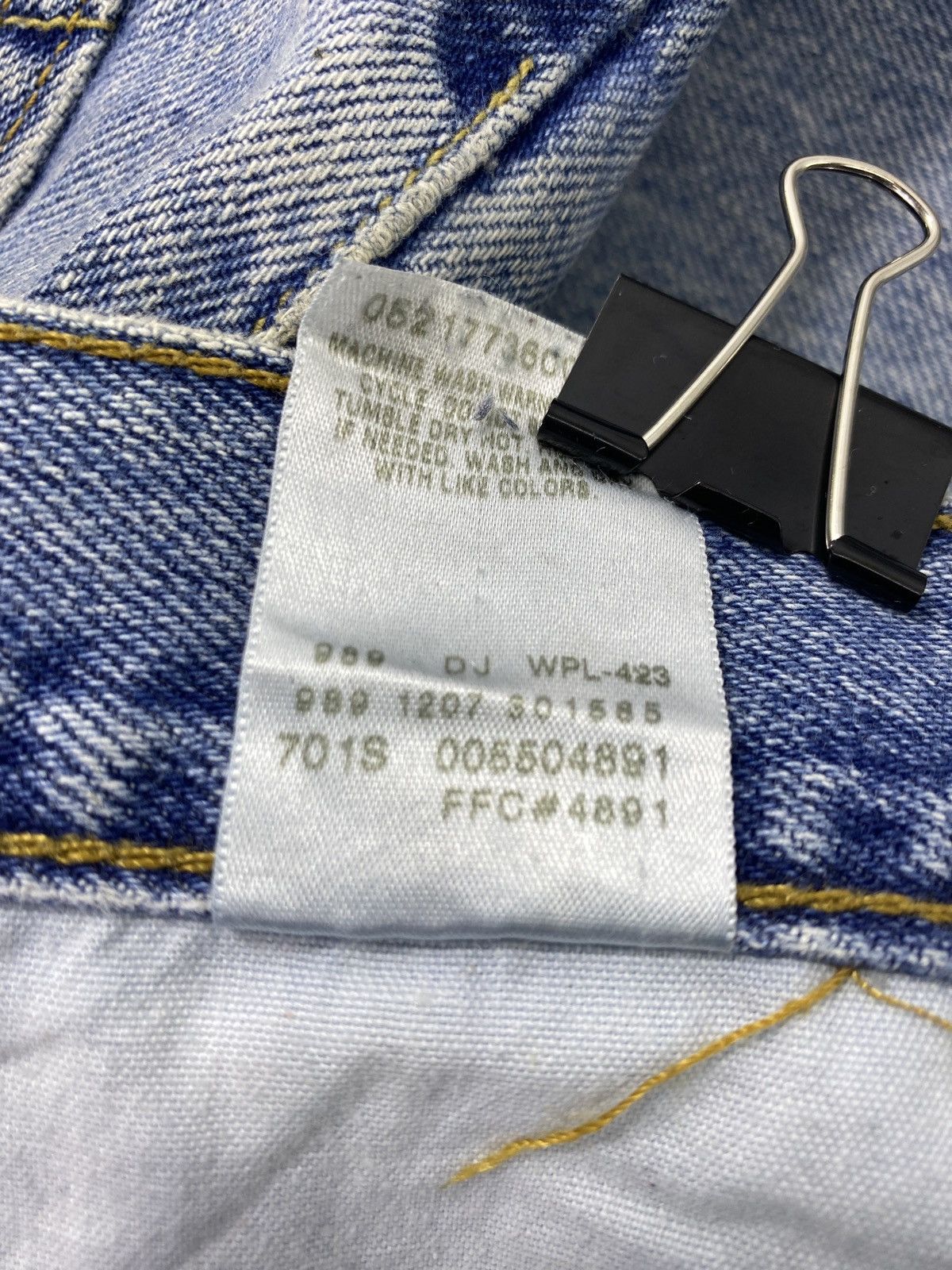 Levi's VINTAGE LEVIS 550 DISTRESSED BLUE JEANS-J477 Size US 38 / EU 54 - 8 Thumbnail