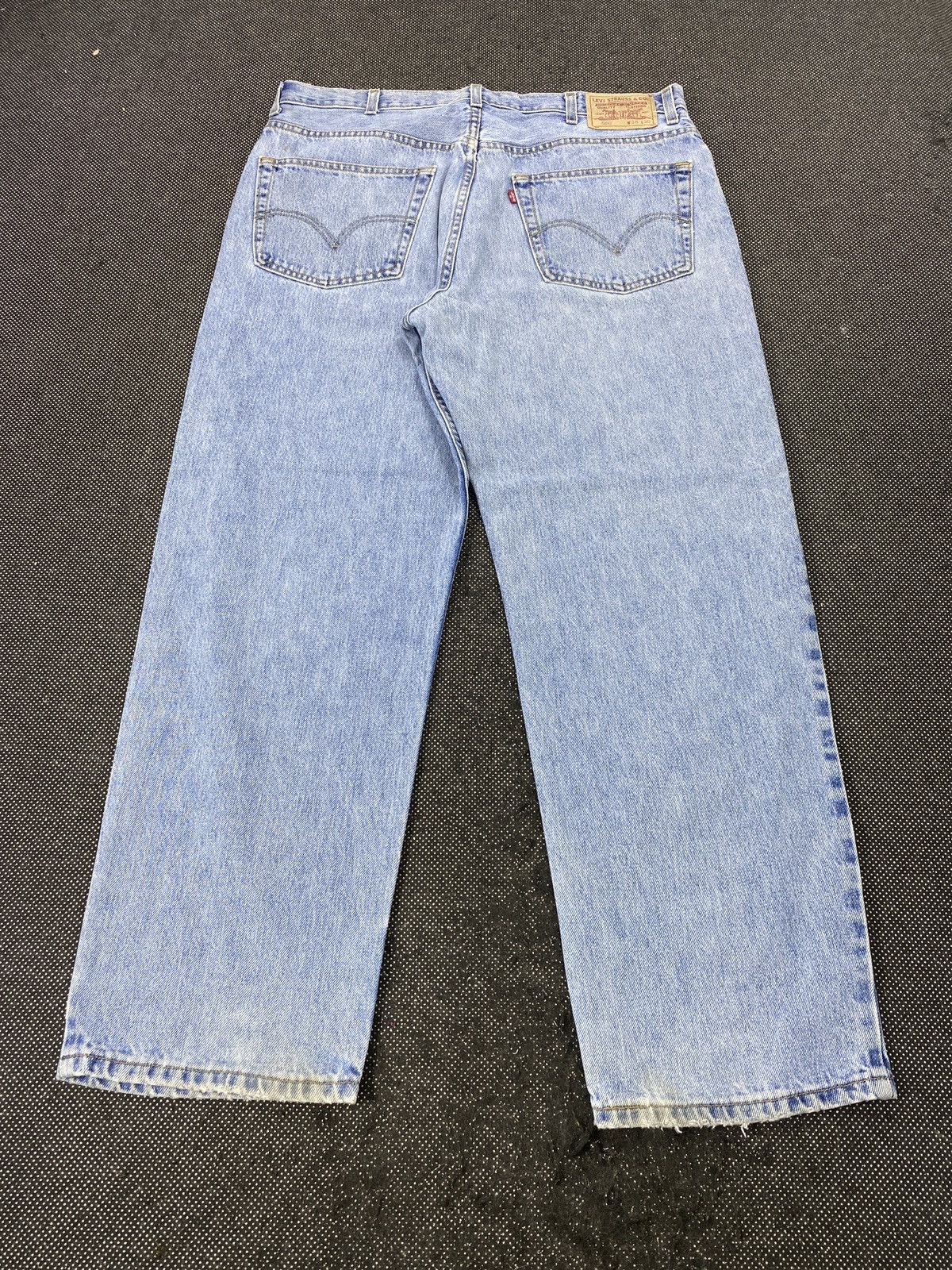 Levi's VINTAGE LEVIS 550 DISTRESSED BLUE JEANS-J477 Size US 38 / EU 54 - 4 Thumbnail