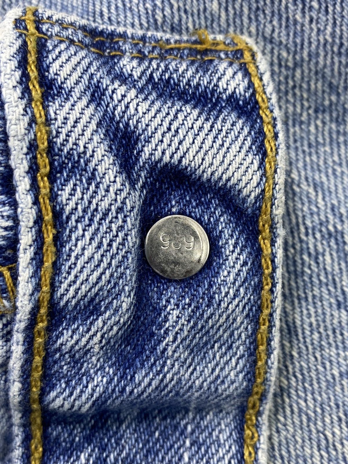 Levi's VINTAGE LEVIS 550 DISTRESSED BLUE JEANS-J477 Size US 38 / EU 54 - 6 Thumbnail