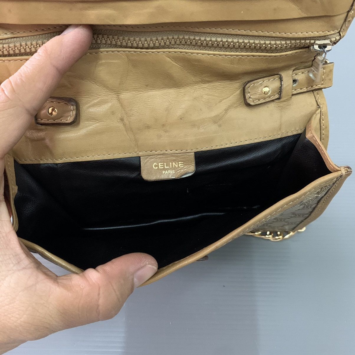 Celine Celine Macadam Chain Dinner Bag Size ONE SIZE - 11 Thumbnail