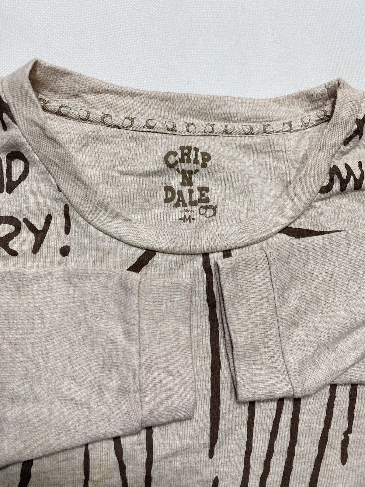 Disney × Mickey Mouse × Vintage Disney Walt Disneyland Vintage donald Duck chip n Dale off Size US L / EU 52-54 / 3 - 6 Thumbnail