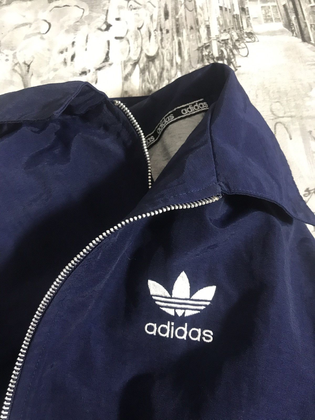 Vintage Vintage Adidas light jacket Size US XL / EU 56 / 4 - 7 Thumbnail