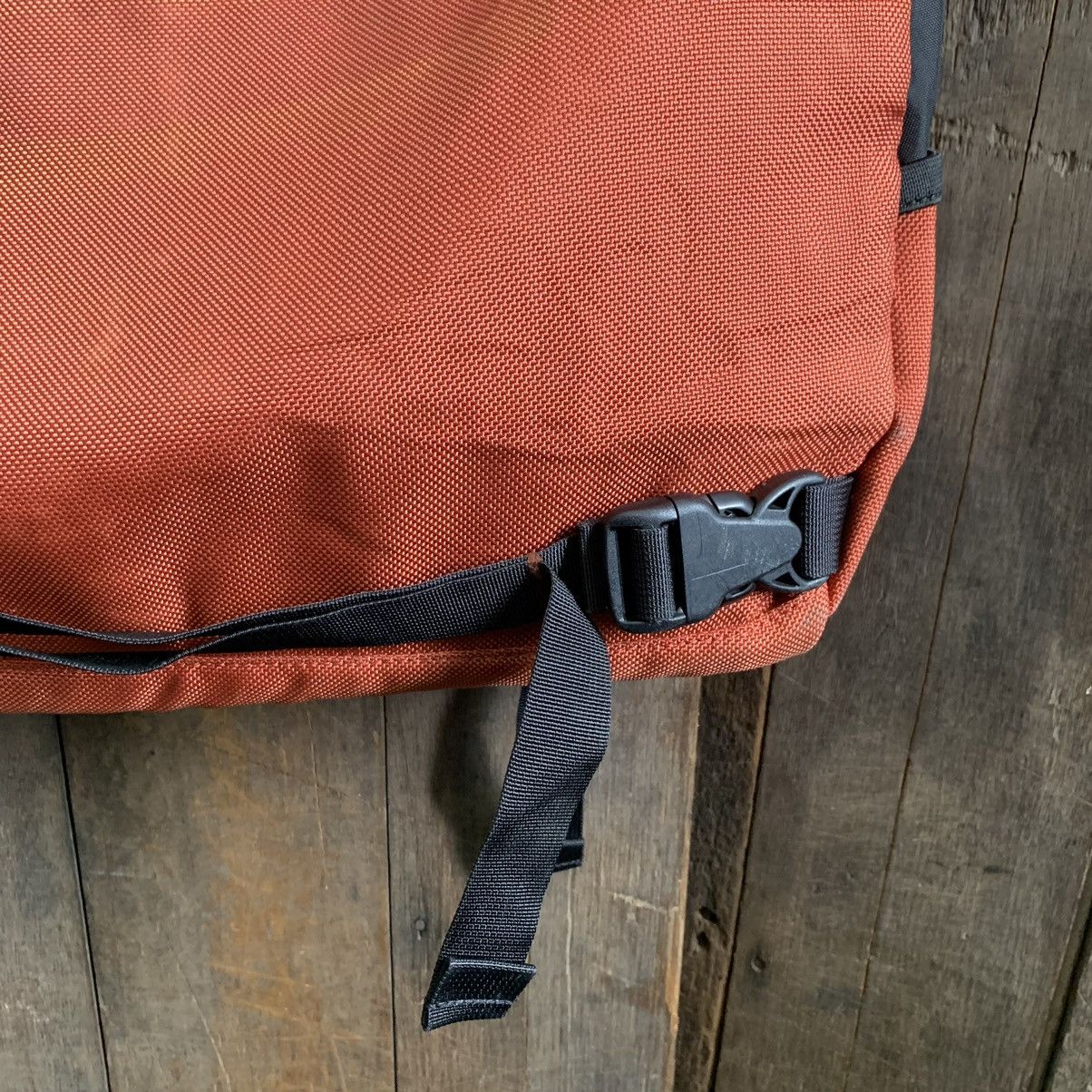 Patagonia Messenger popular bag large orange