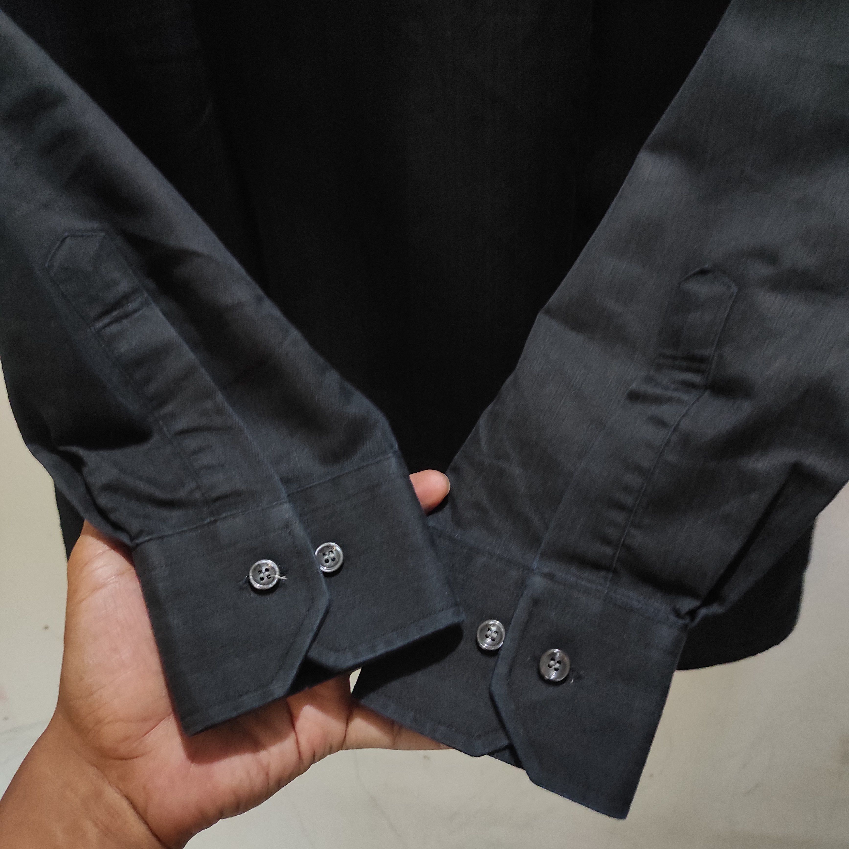 Givenchy Givenchy Men shirt button up black Size US M / EU 48-50 / 2 - 11 Thumbnail