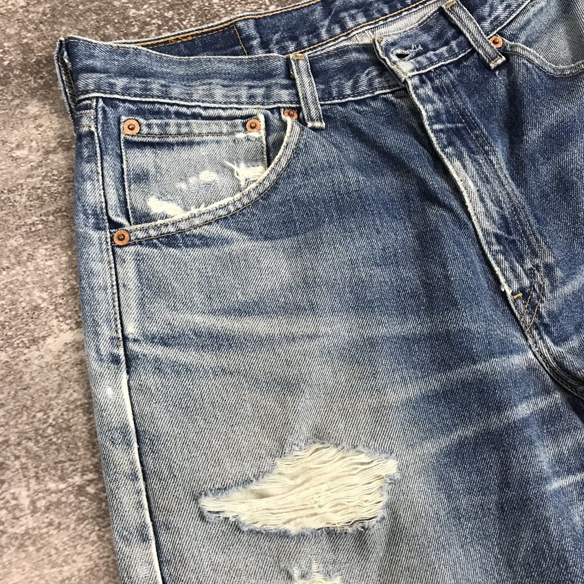 Levi's Distressed Levi’s 521 02 P44 Button Jeans Size US 33 - 9 Thumbnail