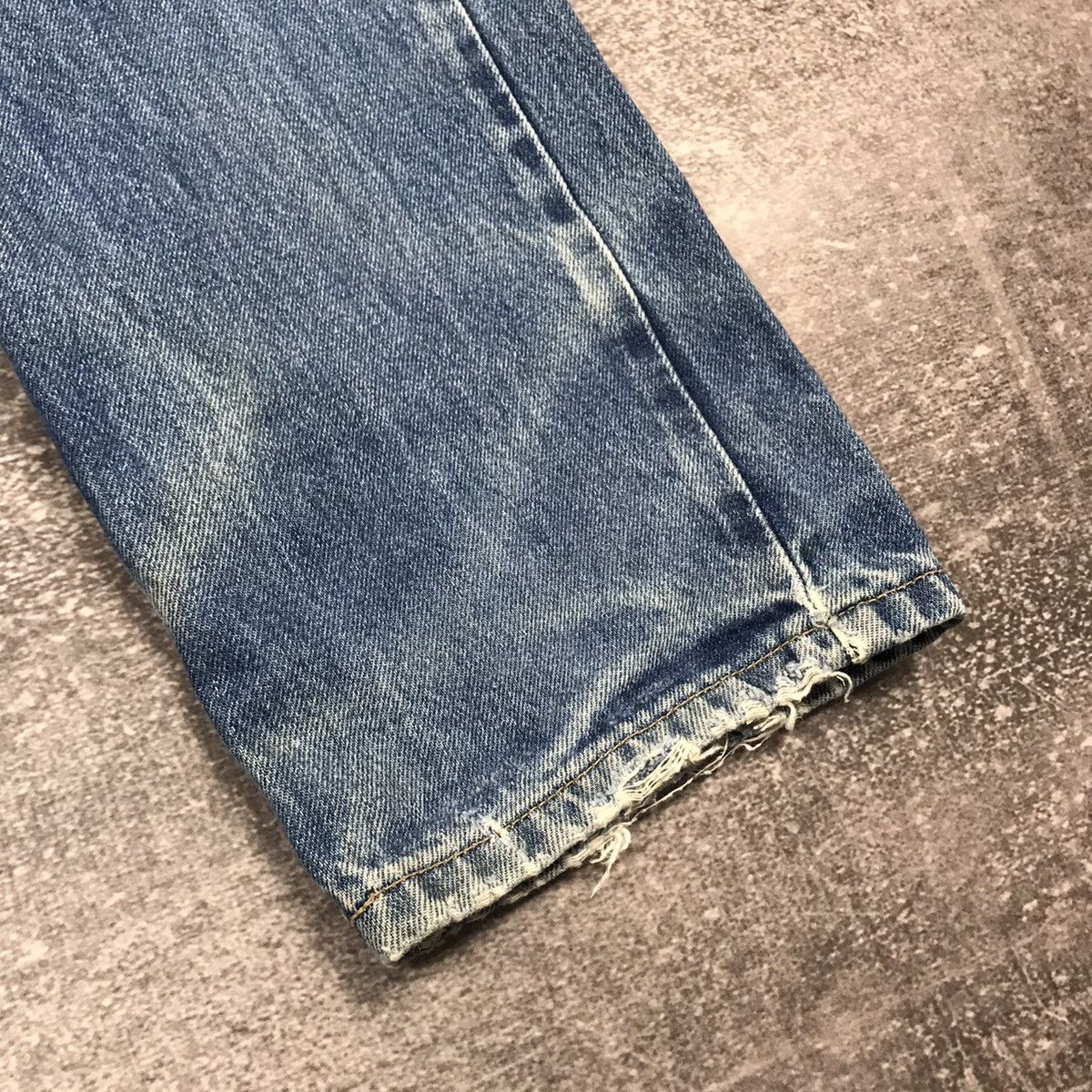 Levi's Distressed Levi’s 521 02 P44 Button Jeans Size US 33 - 17 Thumbnail