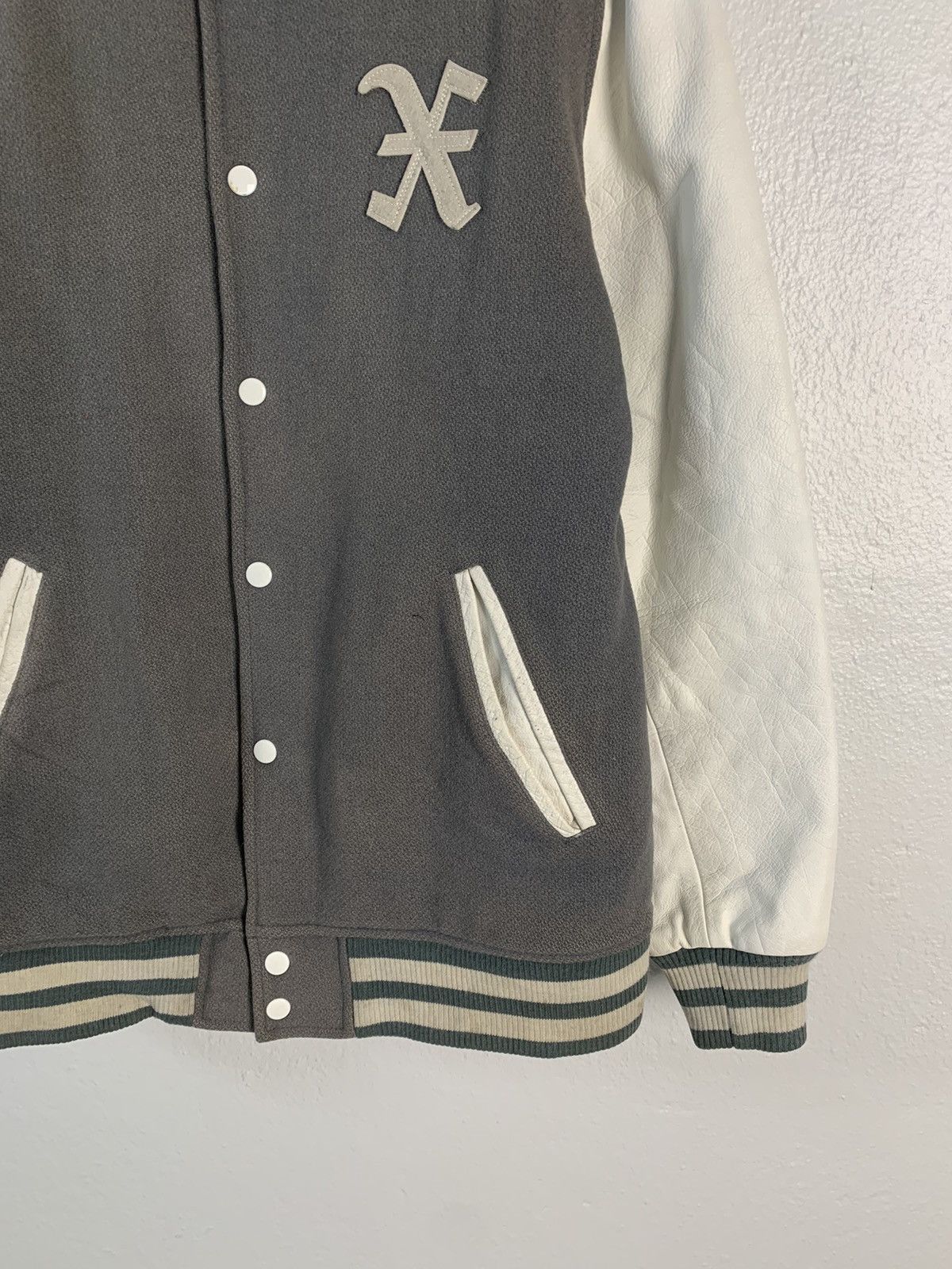 Xlarge XLarge Spellout Varsity Jacket Size US L / EU 52-54 / 3 - 10 Thumbnail
